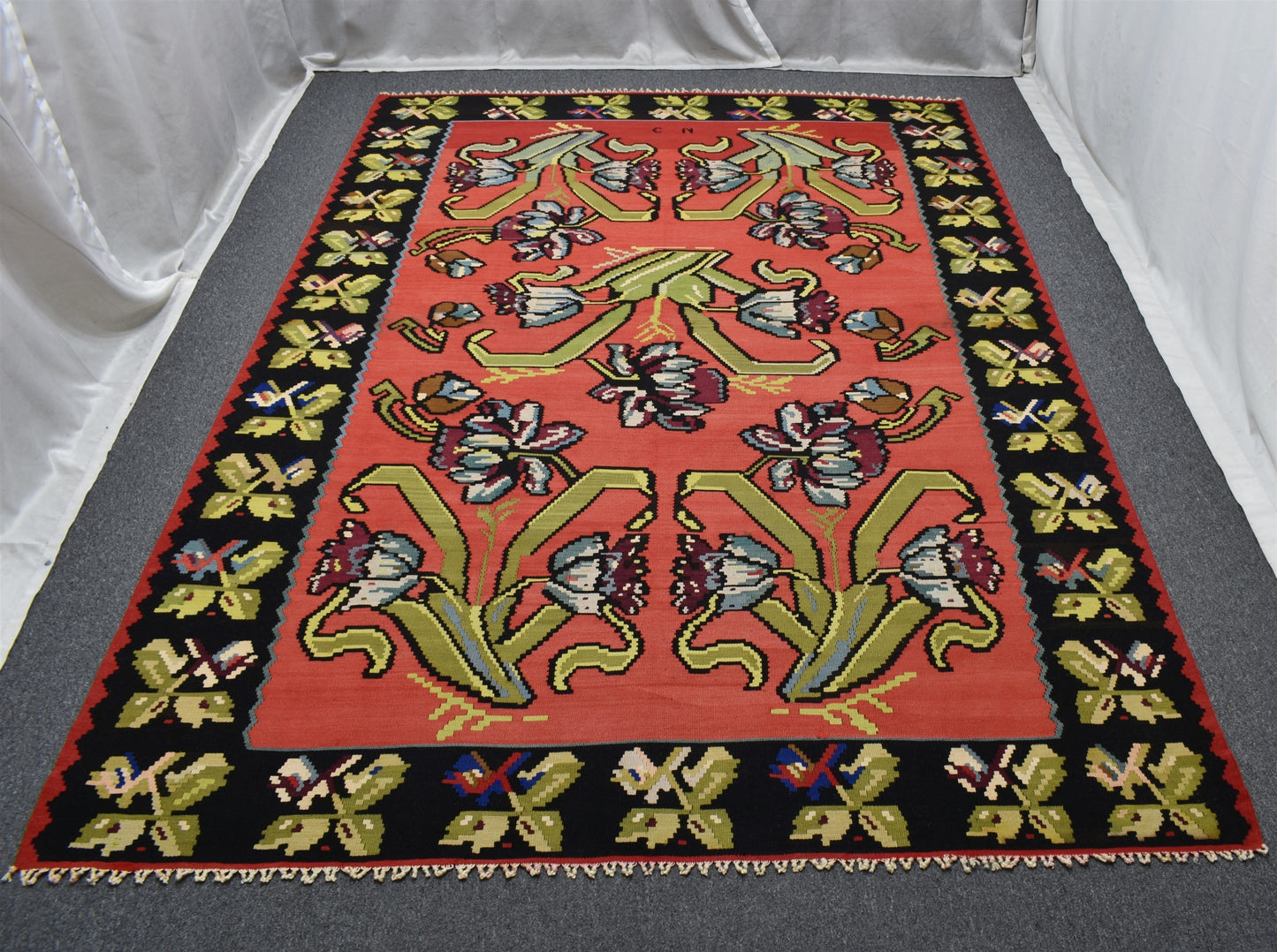 El Dokuma 6m2 Güllü Çiçekli Kirmen Karabağ Yün Kilim 5621