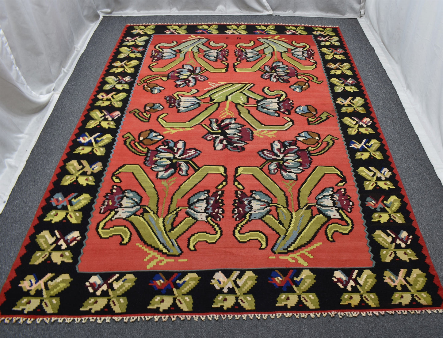El Dokuma 6m2 Güllü Çiçekli Kirmen Karabağ Yün Kilim 5621