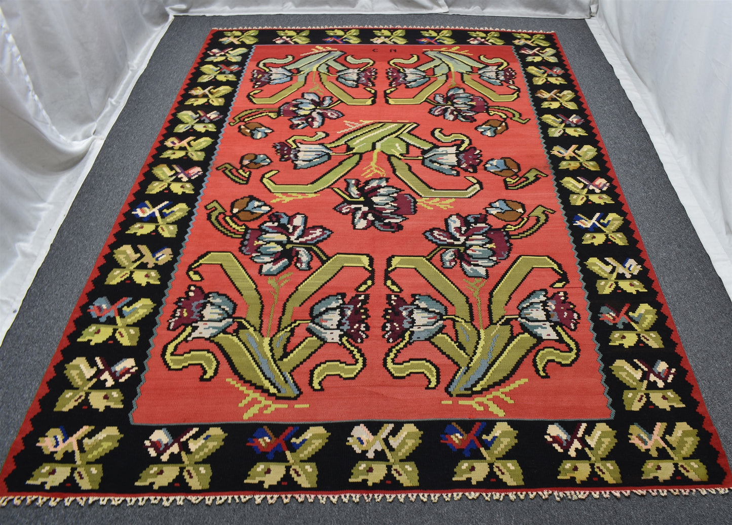 El Dokuma 6m2 Güllü Çiçekli Kirmen Karabağ Yün Kilim 5621