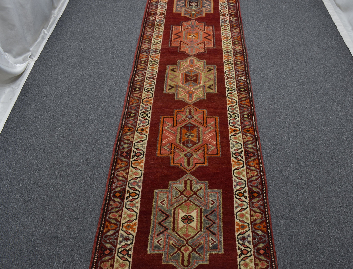 Vintage El Dokuma Şaheser Otantik Göbekli Herki Yolluk Yün Halı 5651