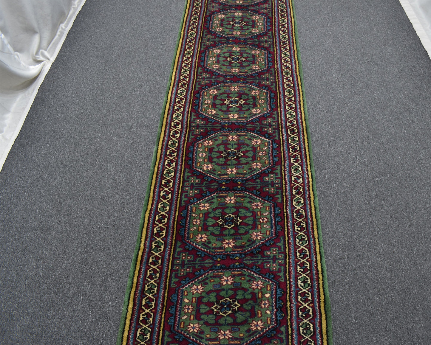 Yeni El Dokuma Nadir Burdur-Bucak Batı Anadolu Yolluk Yün Halı 5670