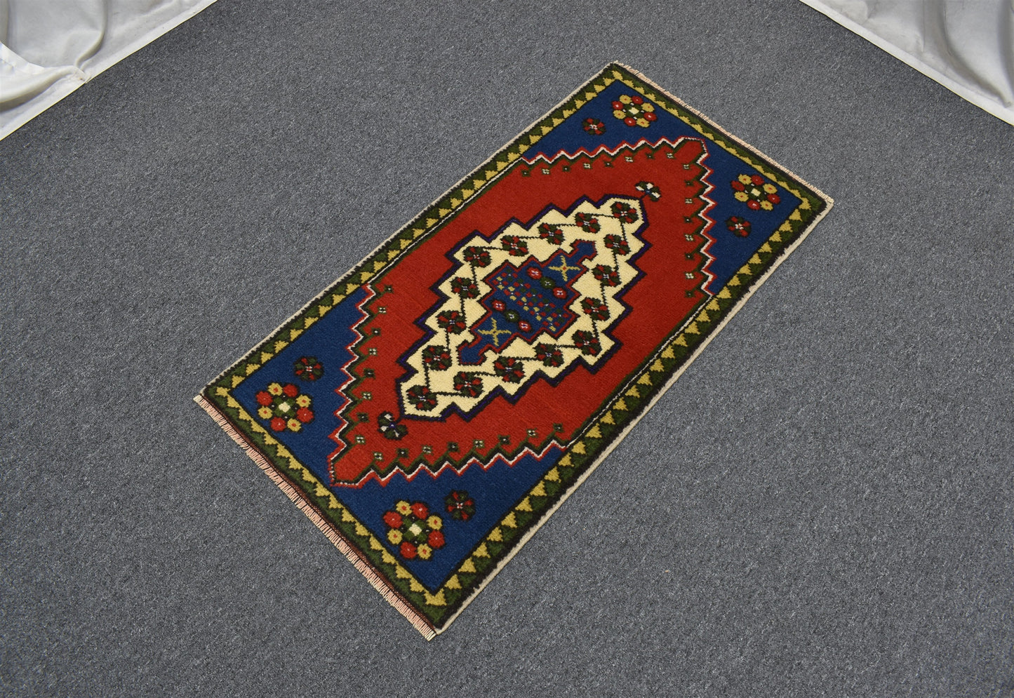 Yeni El Dokuma Benzersiz Aksaray Taşpınar Model Yün Halı 5694