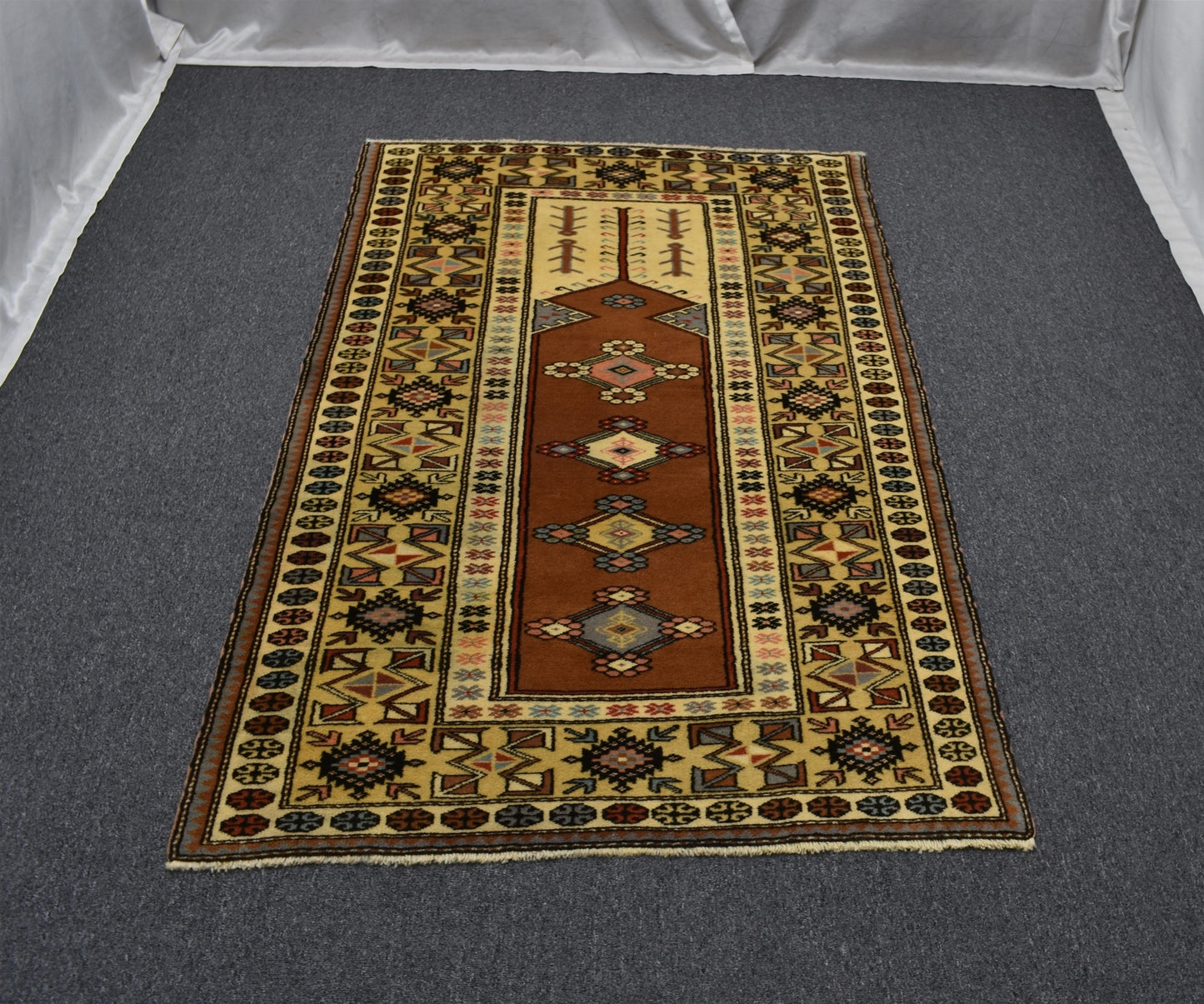 El Dokuma Otantik Kirman Bozalan Milas Muğla Yün Halı 5712