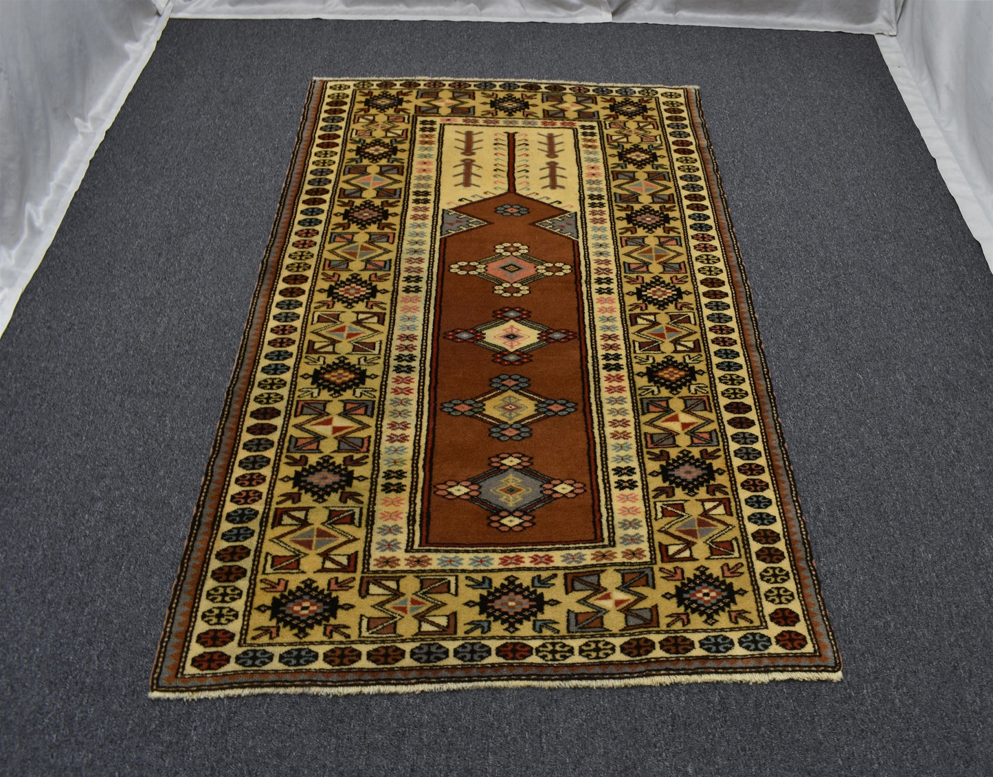 El Dokuma Otantik Kirman Bozalan Milas Muğla Yün Halı 5712