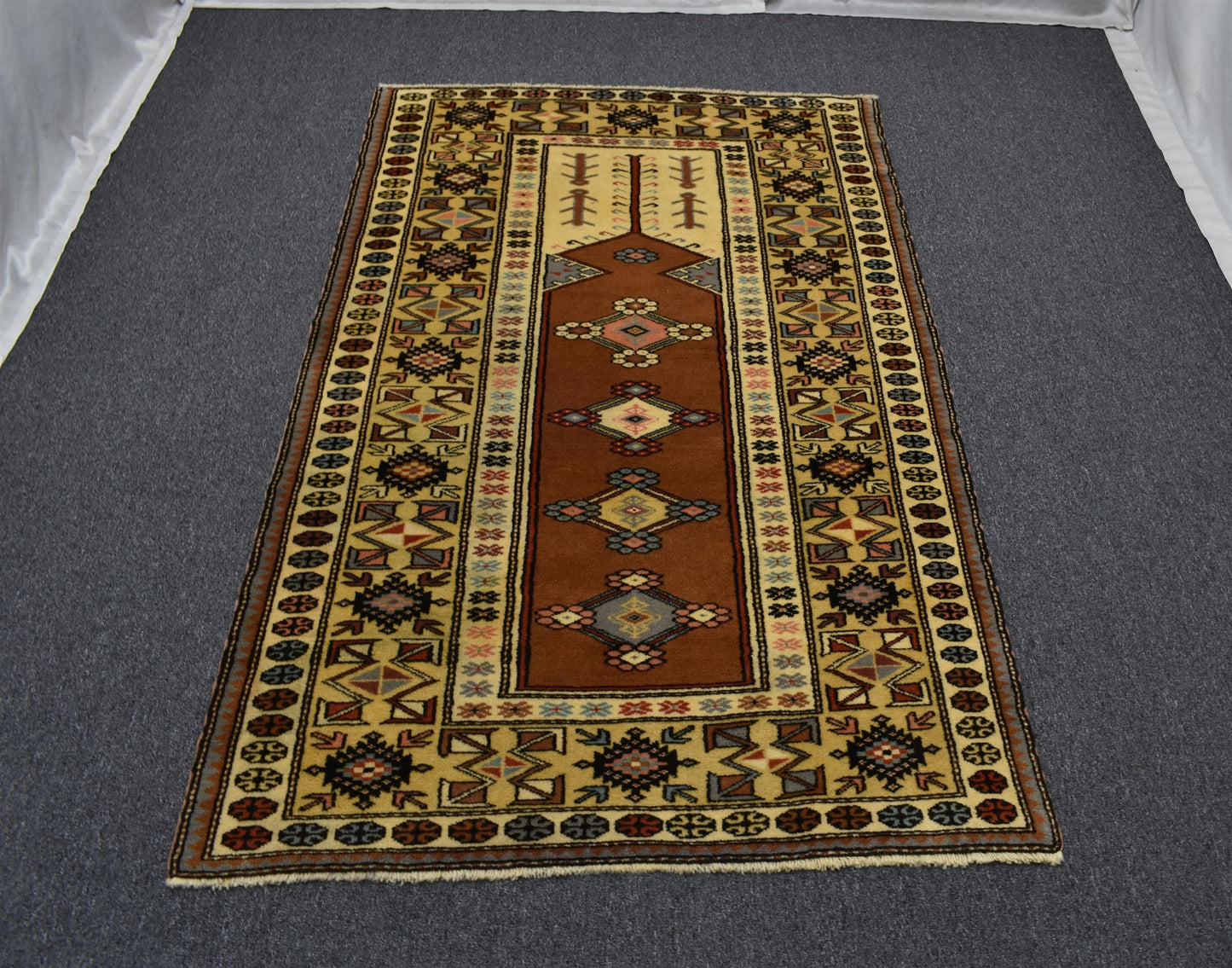 El Dokuma Otantik Kirman Bozalan Milas Muğla Yün Halı 5712