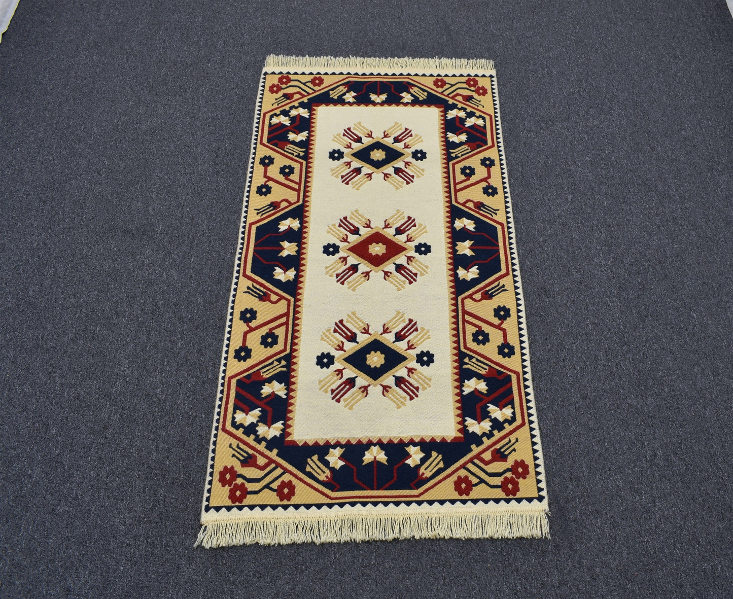 Yeni Lüks Çift Yüzlü Otantik Tasarım Makine Kilim 5718