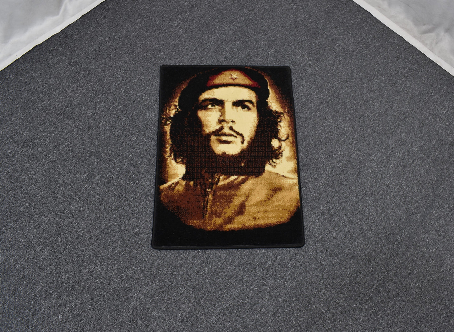 Yeni Che Guevara Tasvirli Portre Duvar Halısı 5721