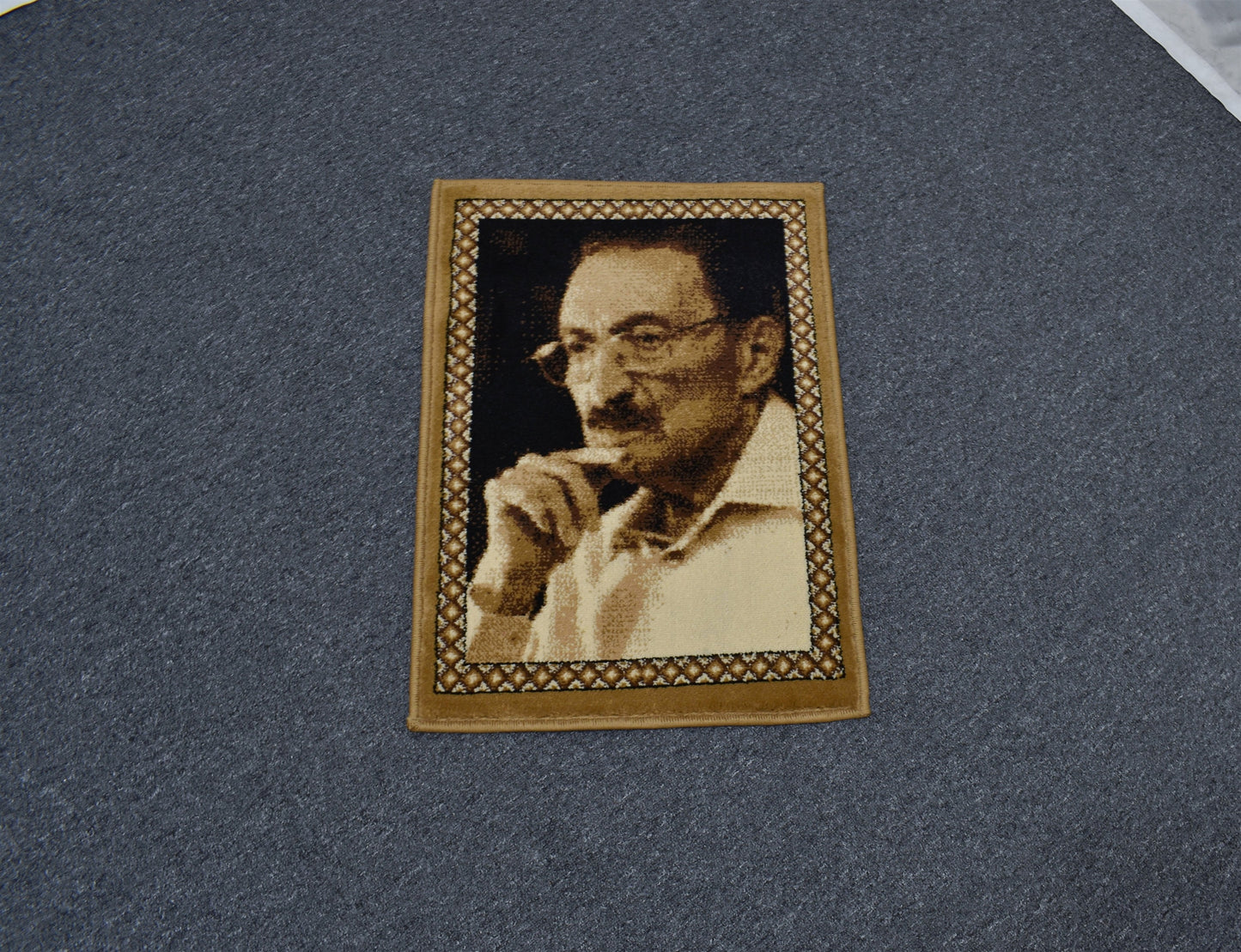 Yeni Merhum Bülent Ecevit Tasvirli Nadir Portre Duvar Halısı 5723