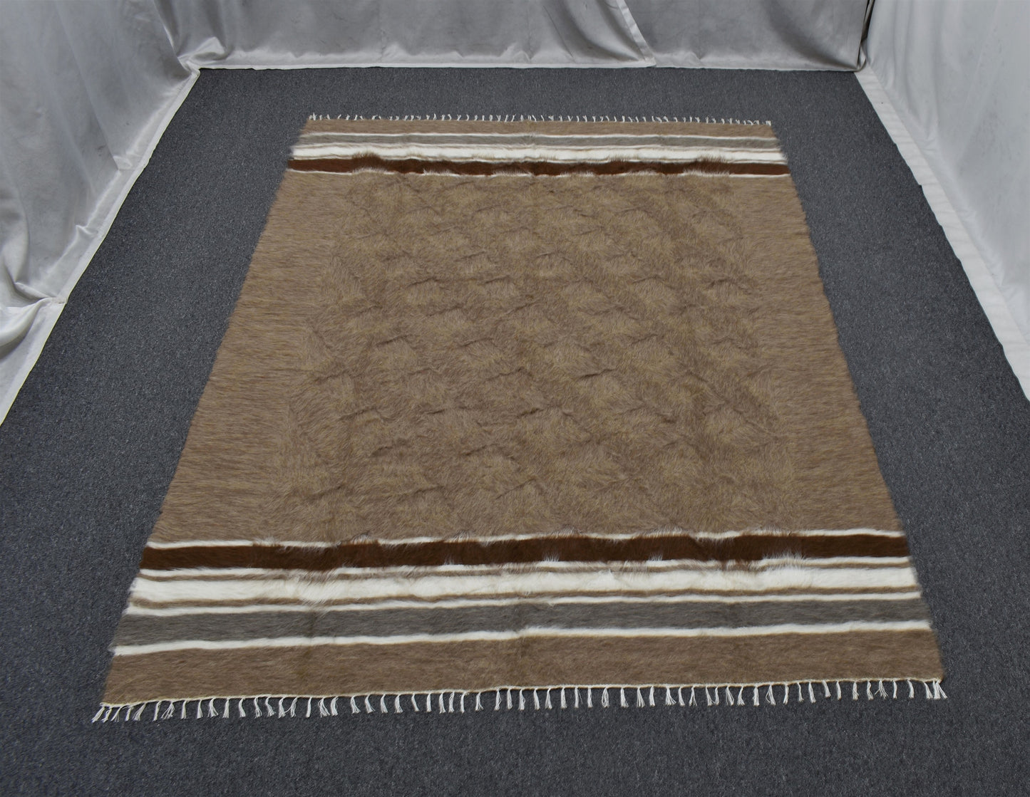 Yeni El Dokuma Sütlü Kahve Dikişsiz Çift Kişilik Tiftik Yün Siirt Battaniyesi Kilim 5790