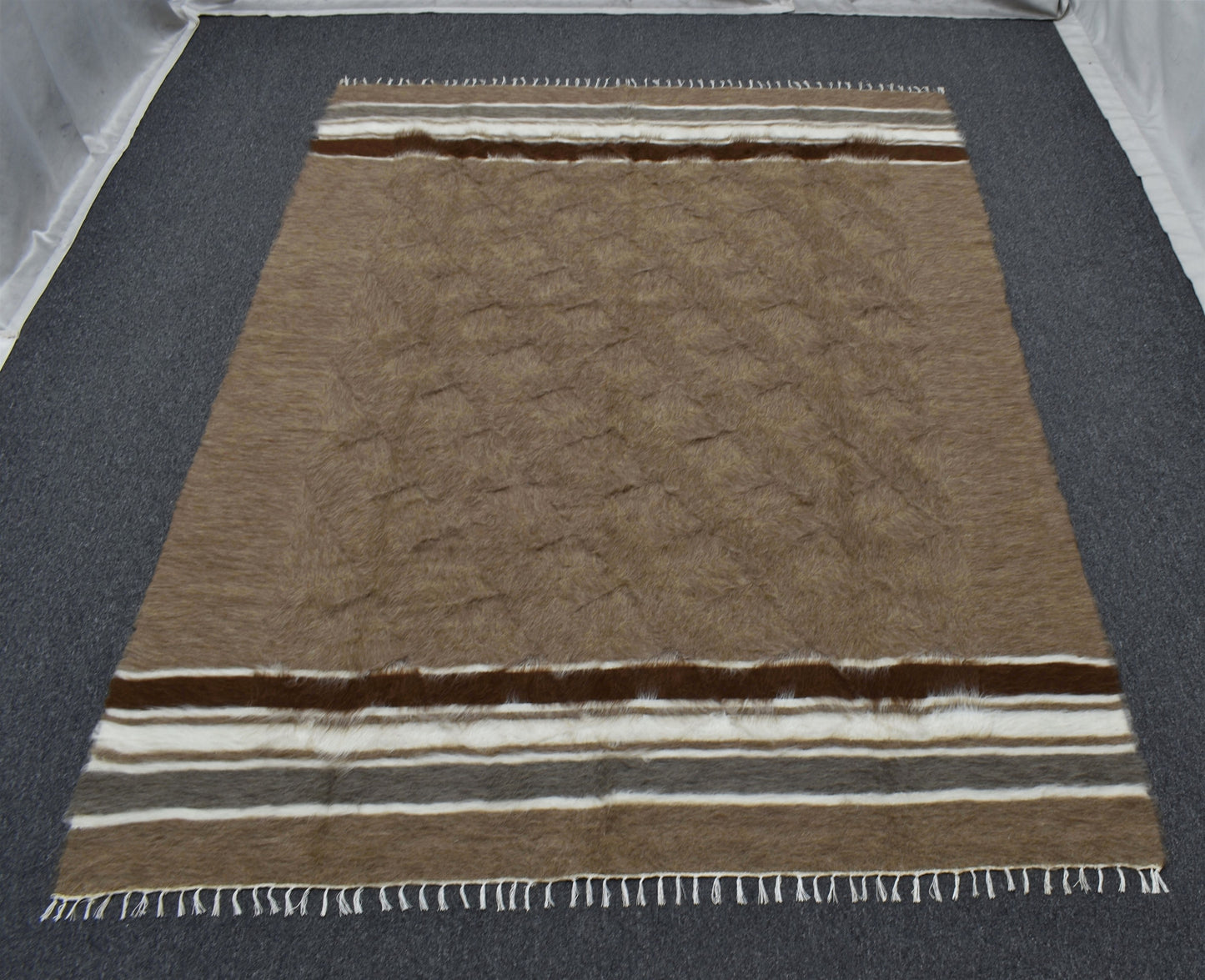 Yeni El Dokuma Sütlü Kahve Dikişsiz Çift Kişilik Tiftik Yün Siirt Battaniyesi Kilim 5790