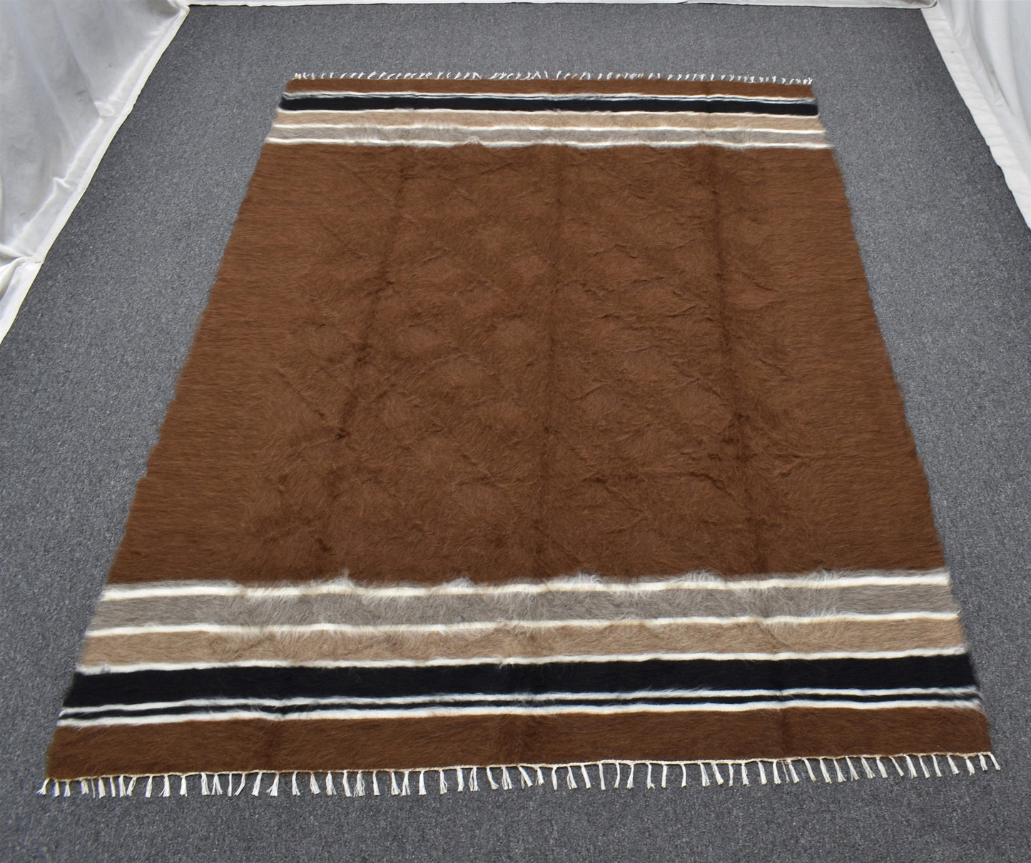 Yeni El Dokuma Kahverengi Dikişsiz Çift Kişilik Tiftik Yün Siirt Battaniyesi Kilim 5792