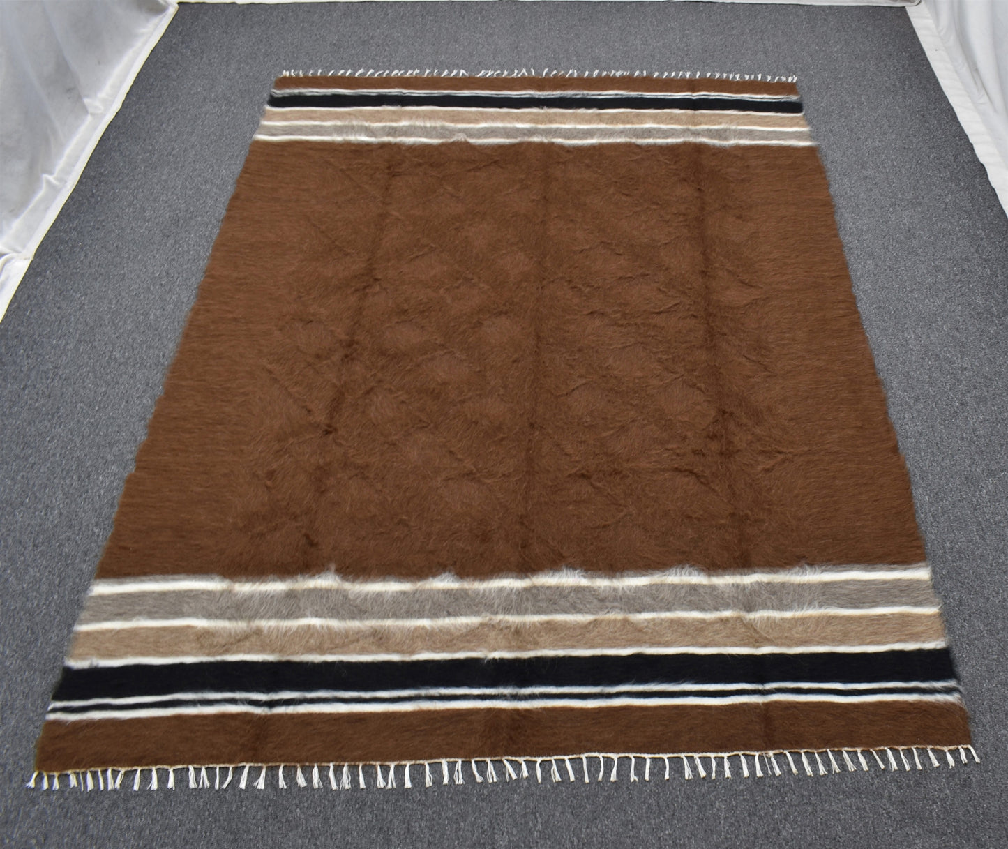 Yeni El Dokuma Kahverengi Dikişsiz Çift Kişilik Tiftik Yün Siirt Battaniyesi Kilim 5792