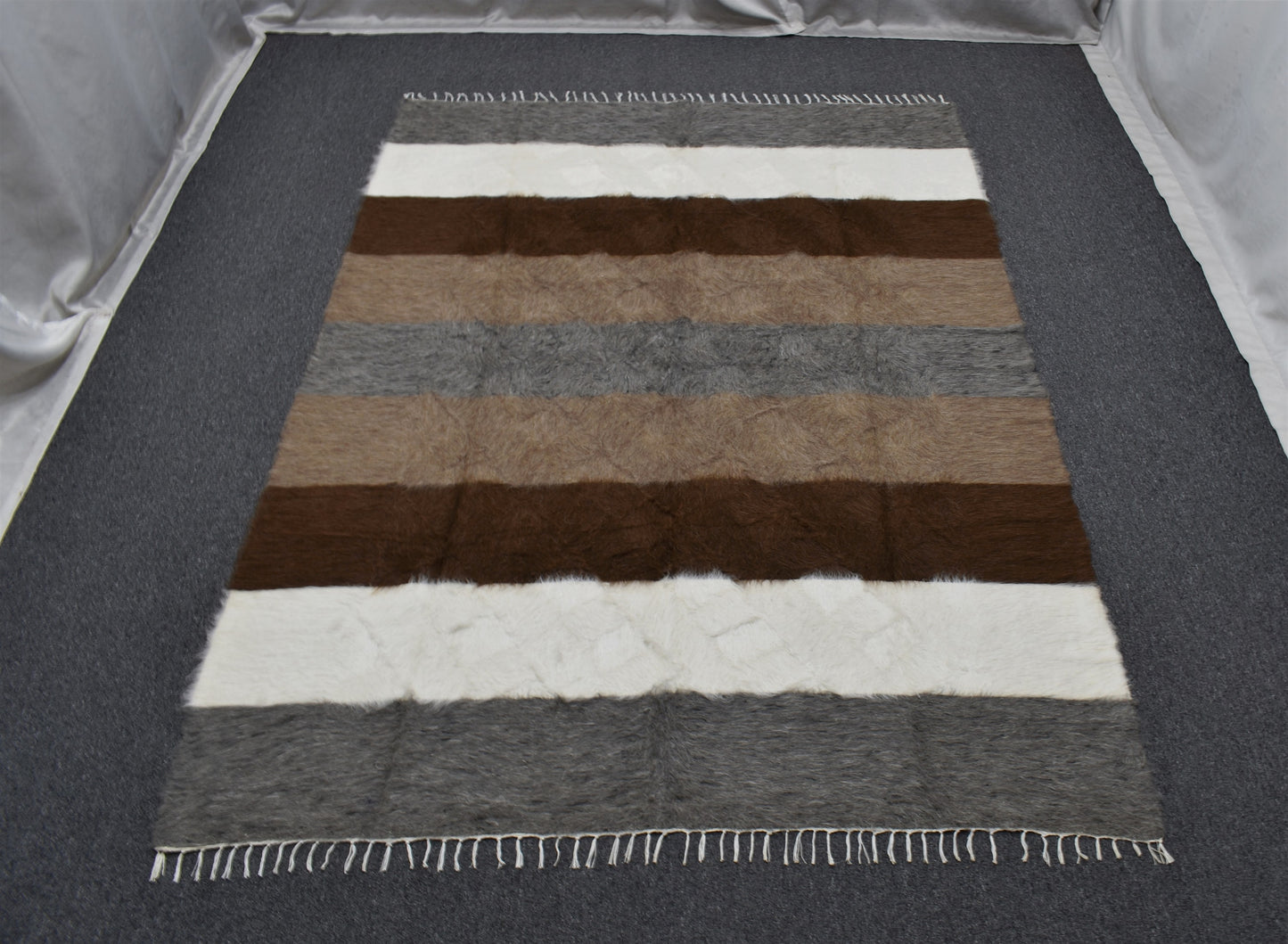 Yeni El Dokuma Geniş Çizgili Dikişsiz Çift Kişilik Tiftik Yün Siirt Battaniyesi Kilim 5800