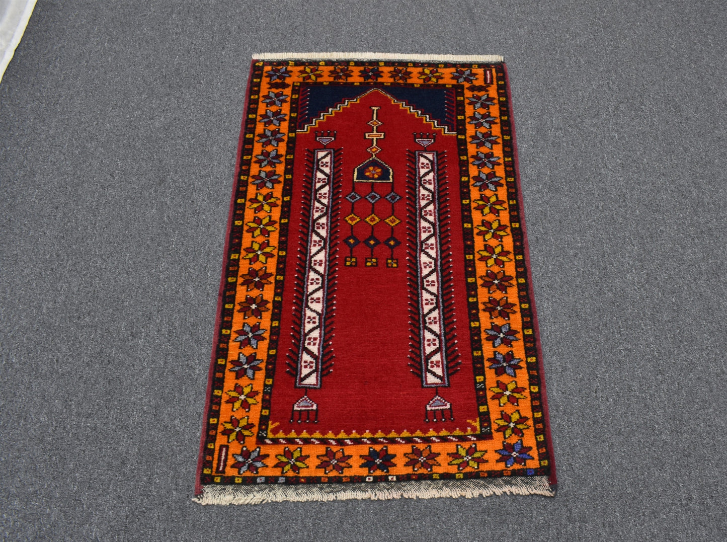 Yeni El Dokuma Görkemli Seccade Namazlık Niğde Altunhisar Ortaköy Yün Halı 5842