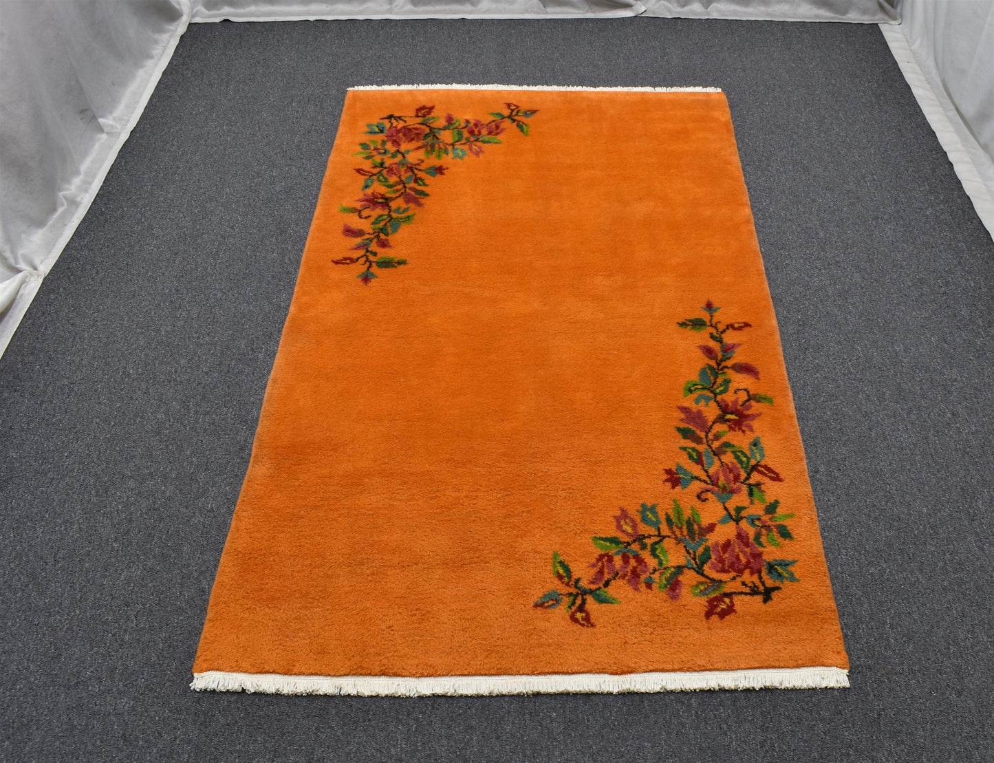 Yeni El Dokuma Başyapıt Tek Renk Turuncu Burdur Çiçekli Yün Halı 5844