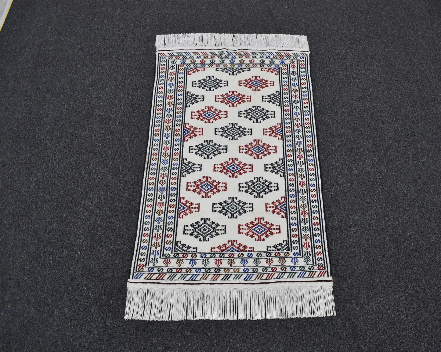 Yeni El Dokuma Cerit Yörükleri Meşhed İran Bukleli Pamuklu Yün Kilim 5934