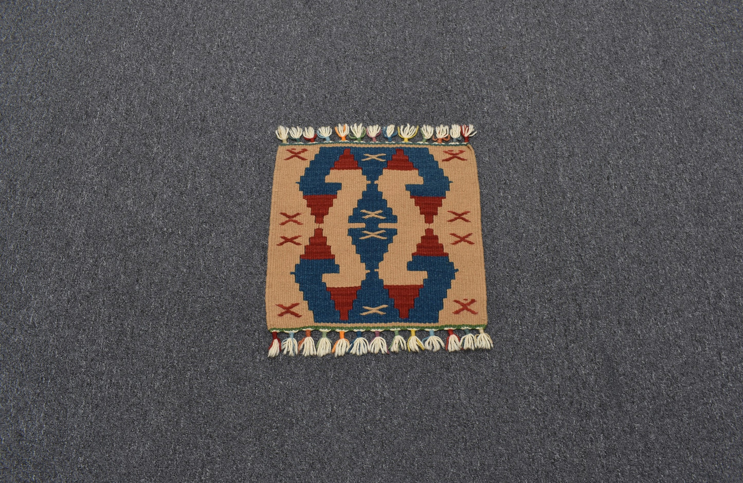 Yeni El Dokuma Kare Köşe Sandalye Minderi Pınarbaşı Kayseri Yün Kilim 5936