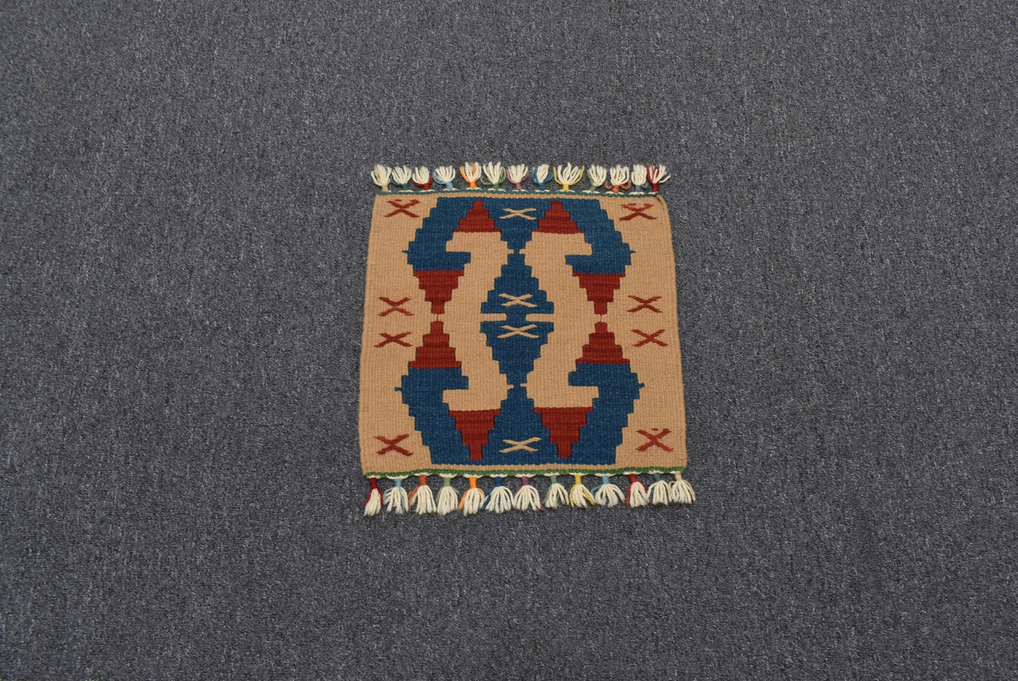 Yeni El Dokuma Kare Köşe Sandalye Minderi Pınarbaşı Kayseri Yün Kilim 5936