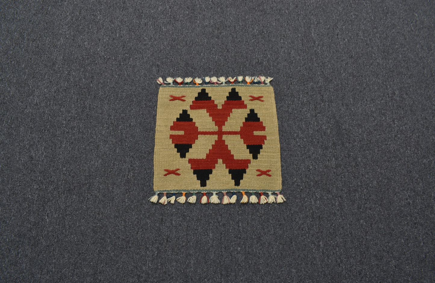 Yeni El Dokuma Kare Köşe Sandalye Minderi Pınarbaşı Kayseri Yün Kilim 5943