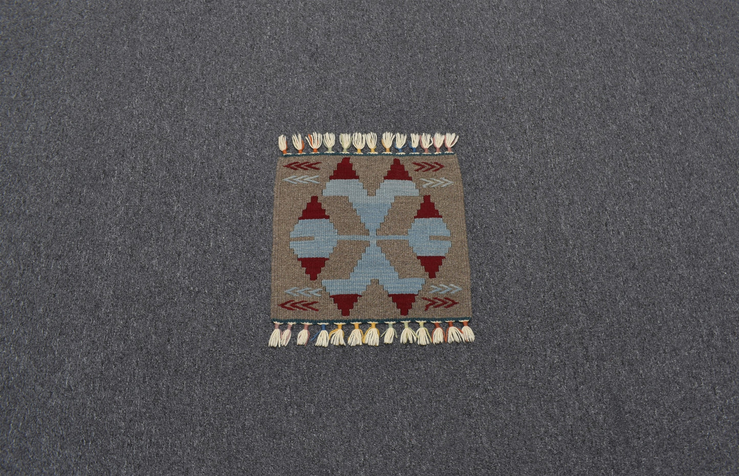 Yeni El Dokuma Kare Köşe Sandalye Minderi Pınarbaşı Kayseri Yün Kilim 5948