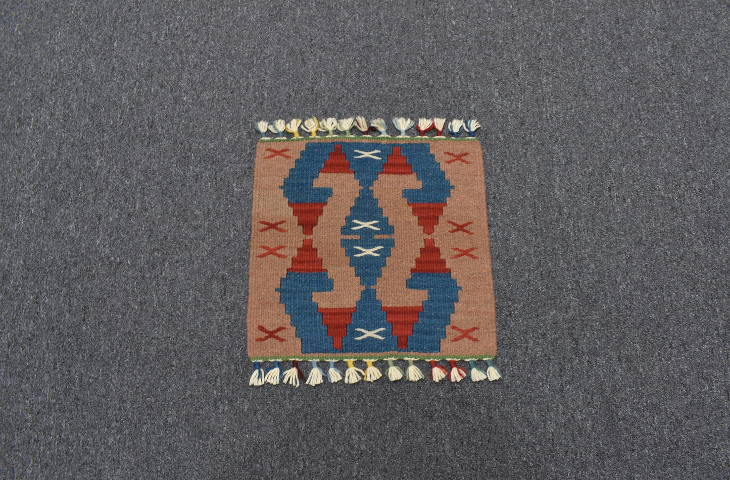 Yeni El Dokuma Kare Köşe Sandalye Minderi Pınarbaşı Kayseri Yün Kilim 5957
