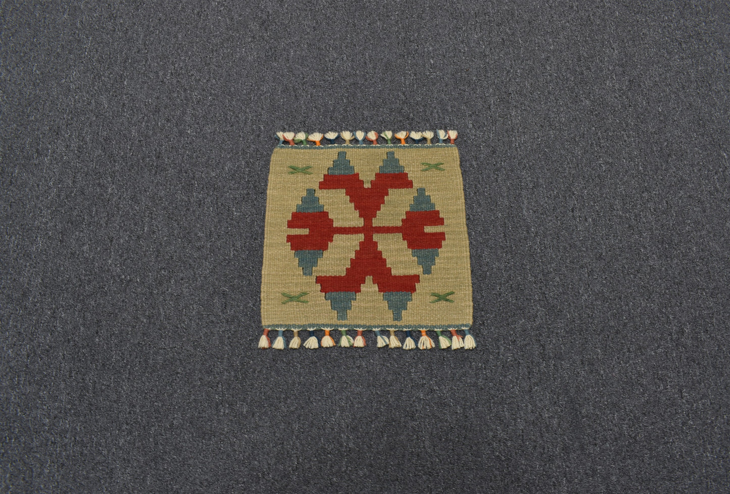 Yeni El Dokuma Kare Köşe Sandalye Minderi Pınarbaşı Kayseri Yün Kilim 5966