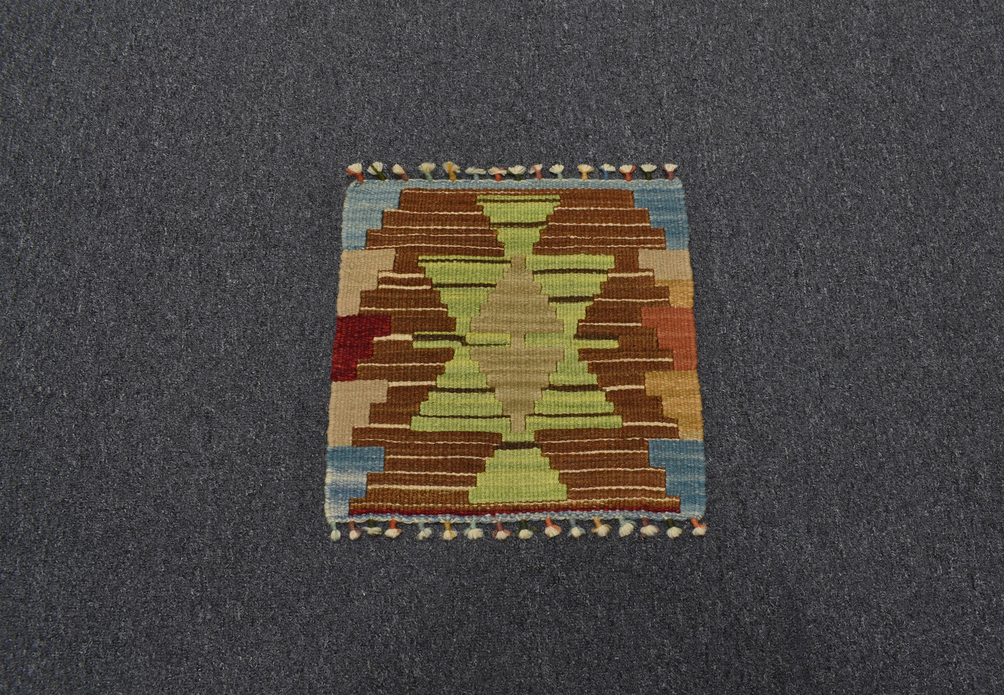 Yeni El Dokuma Kare Köşe Sandalye Minderi Pınarbaşı Kayseri Yün Kilim 5982
