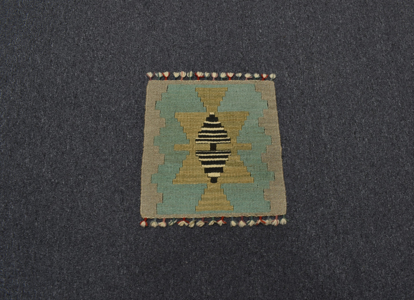 Yeni El Dokuma Kare Köşe Sandalye Minderi Pınarbaşı Kayseri Yün Kilim 5983