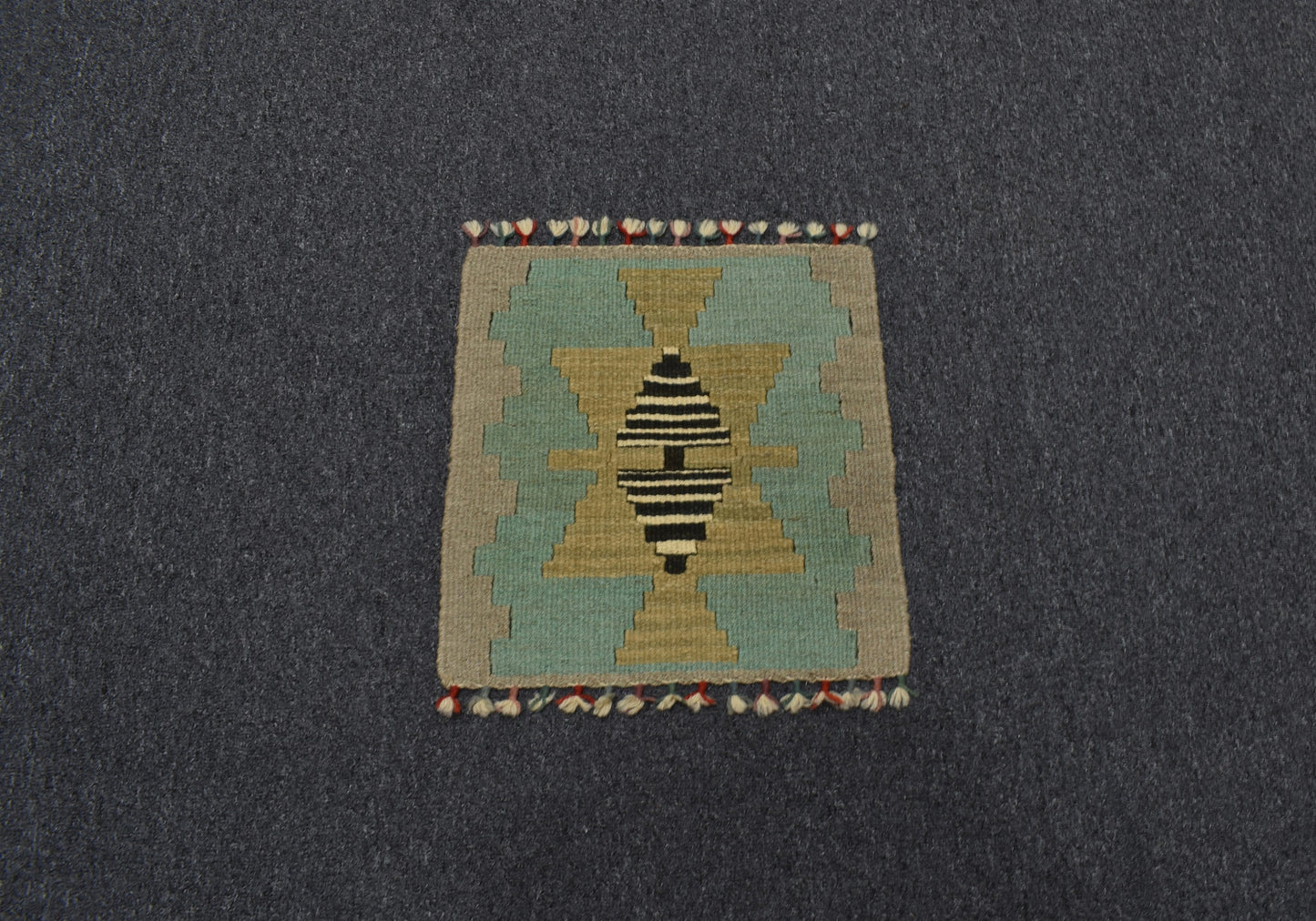 Yeni El Dokuma Kare Köşe Sandalye Minderi Pınarbaşı Kayseri Yün Kilim 5983
