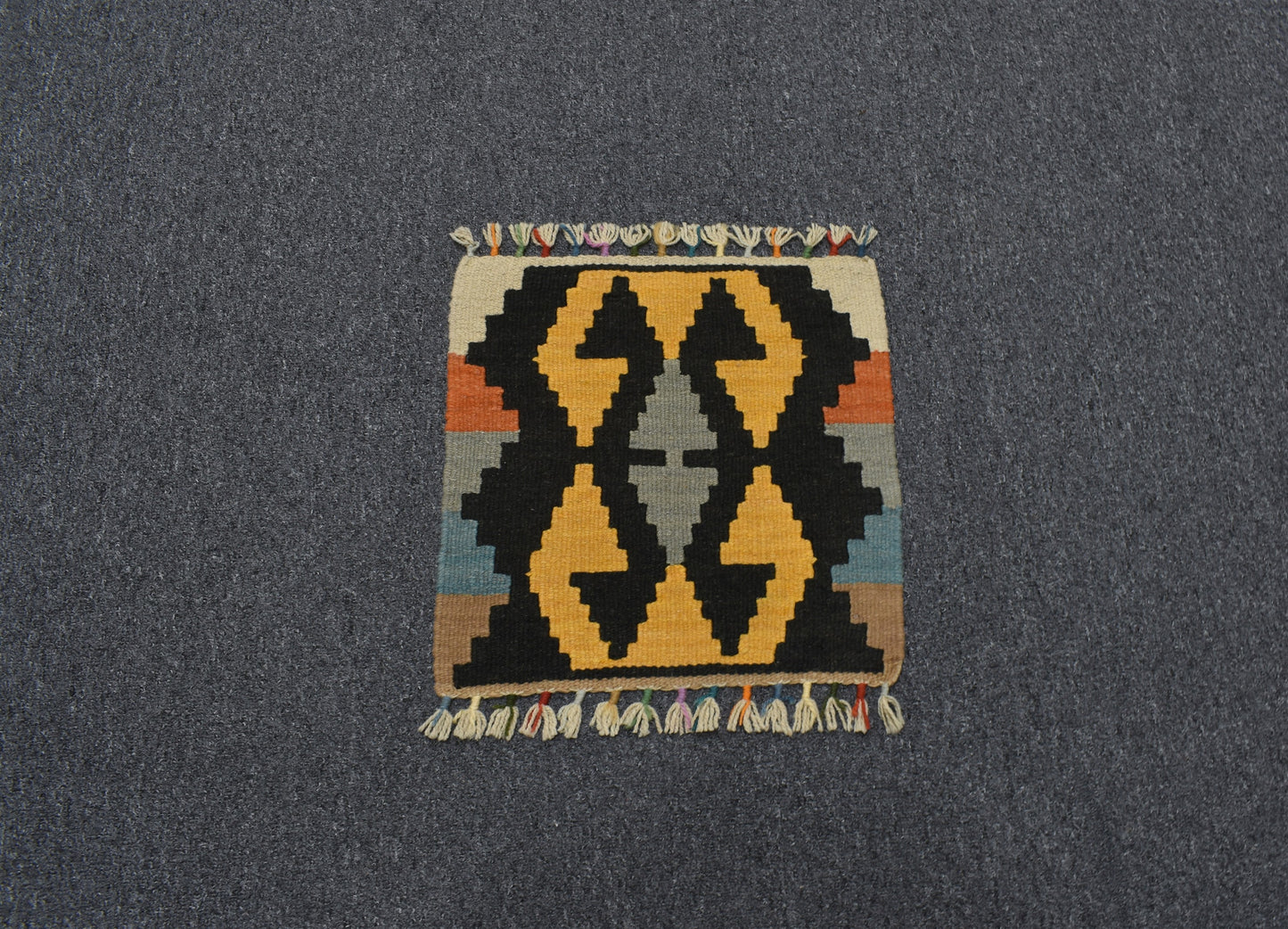 Yeni El Dokuma Kare Köşe Koltuk Sandalye Minderi Pınarbaşı Kayseri Yün Kilim 5986