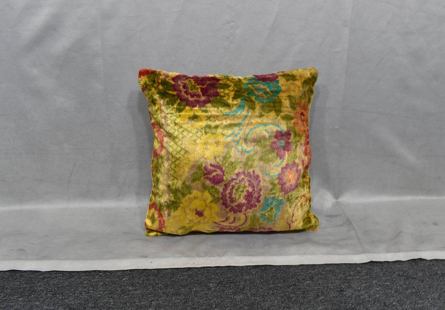 Yeni Kadife Dokuma Dekoratif Kilim Kırlent Yastık Kılıfı 6045