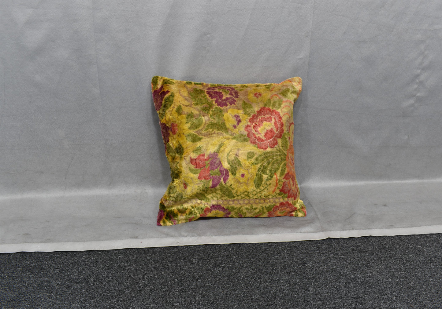 Yeni Kadife Dokuma Dekoratif Kilim Kırlent Yastık Kılıfı 6061