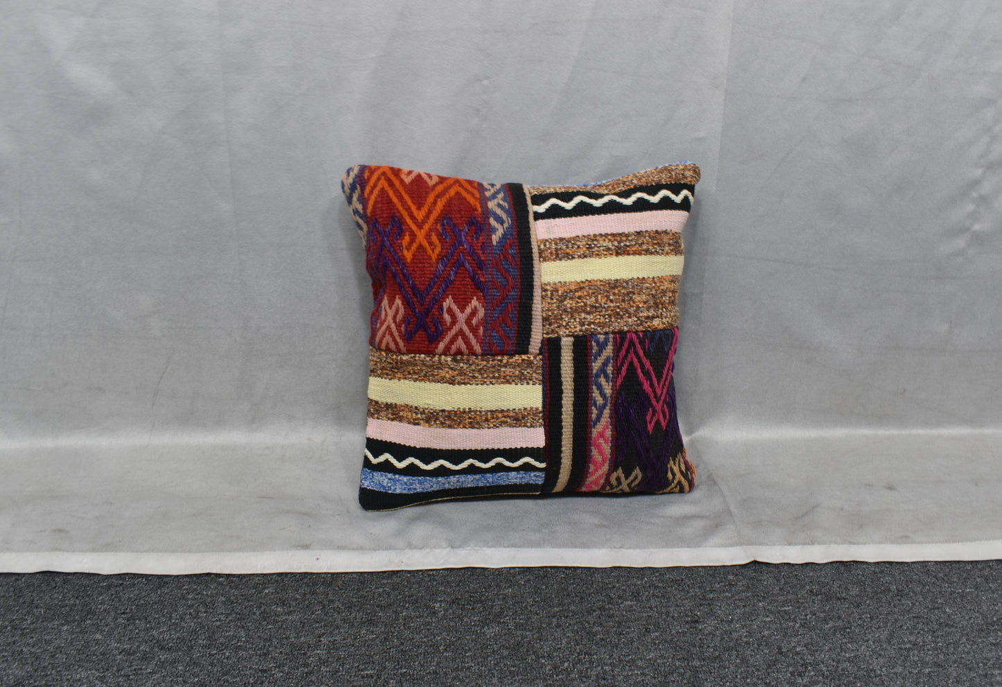 Yeni El Dokuma Patchwork Kırkyama Dekoratif Kilim Kırlent Yastık Kılıfı 6082