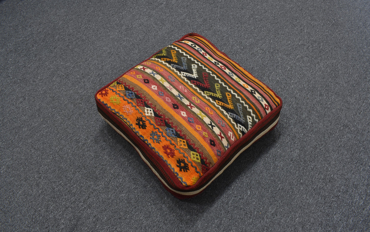 Yeni El Dokuma Dekoratif Puf Köşe Minderi Kırlent Kılıfı Kilim 6223