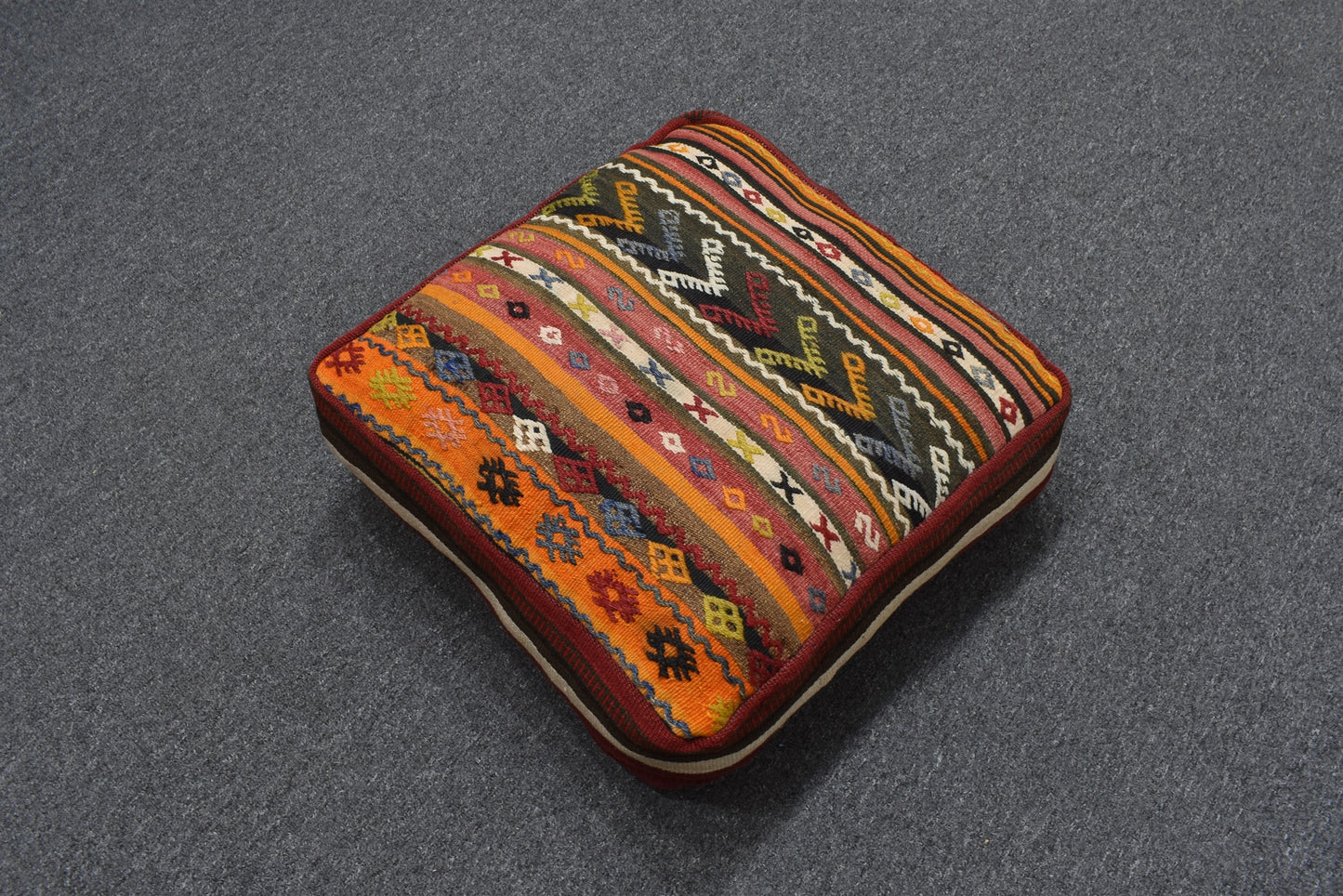 Yeni El Dokuma Dekoratif Puf Köşe Minderi Kırlent Kılıfı Kilim 6223