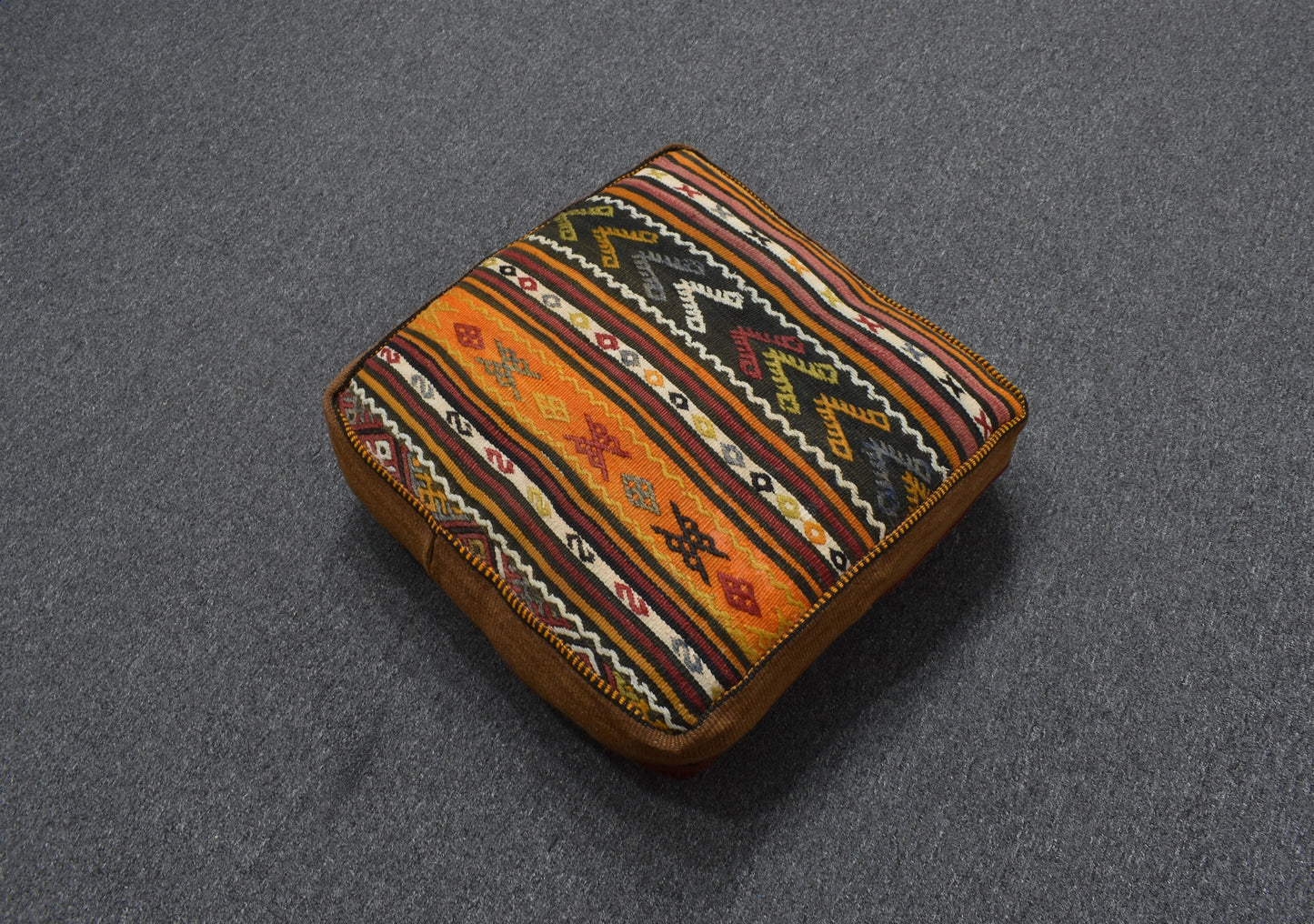 Yeni El Dokuma Dekoratif Puf Köşe Minderi Kırlent Kılıfı Kilim 6225
