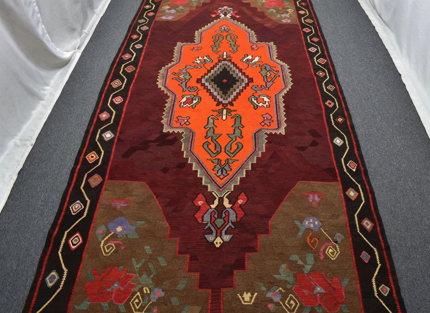 El Dokuma Devasa Dikişsiz Tek Parça Bayburt Yörük Yün Kilim 6250
