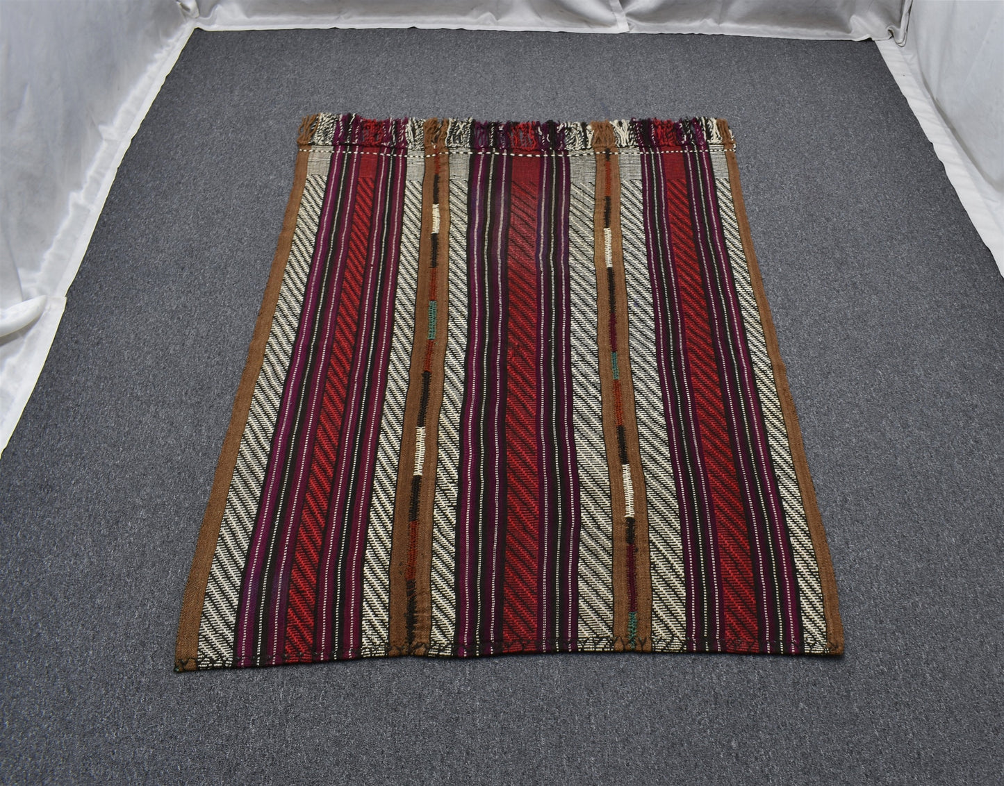 Antika El Dokuma Nadide Otantik Yörük Yün Kilim 6266