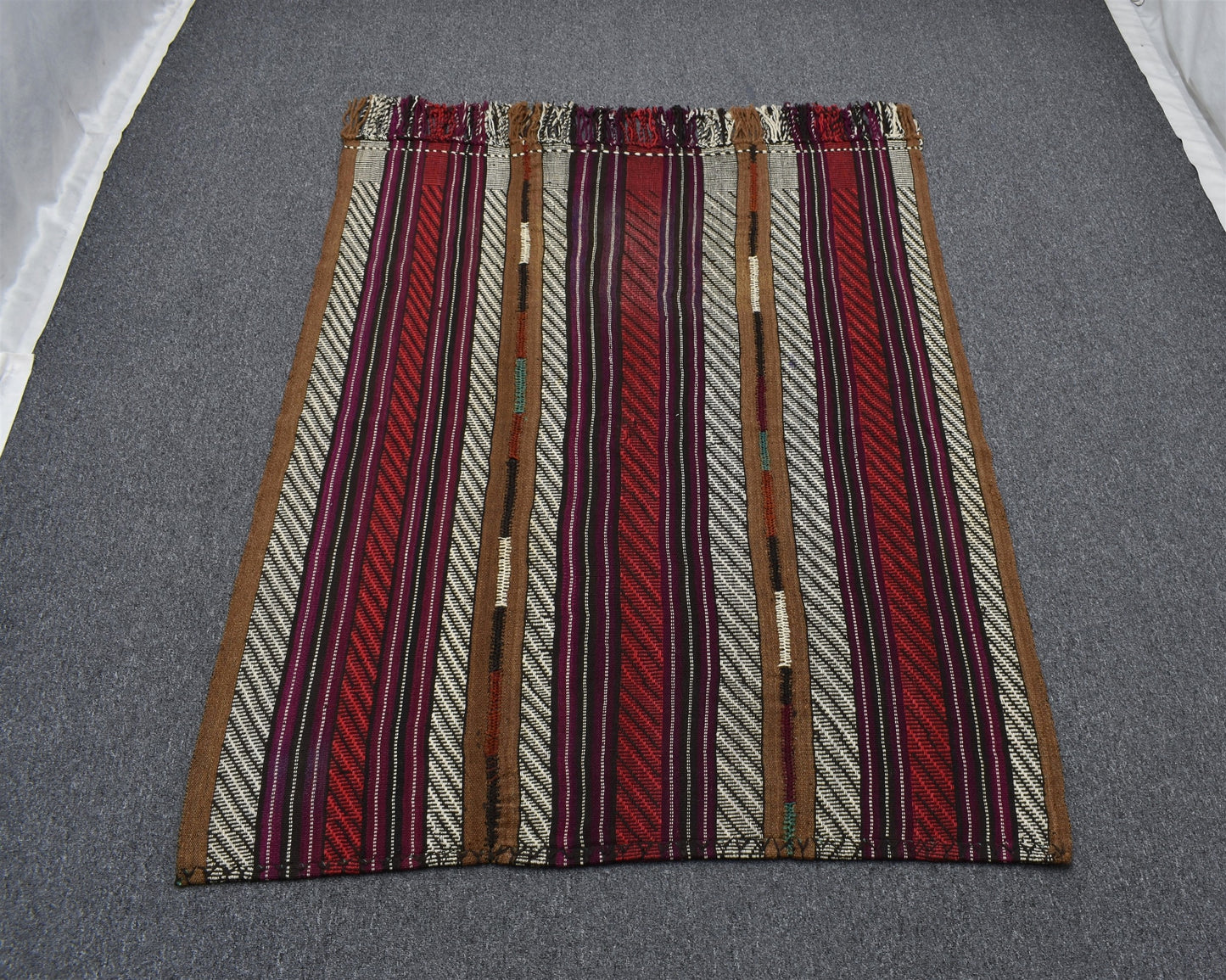 Antika El Dokuma Nadide Otantik Yörük Yün Kilim 6266