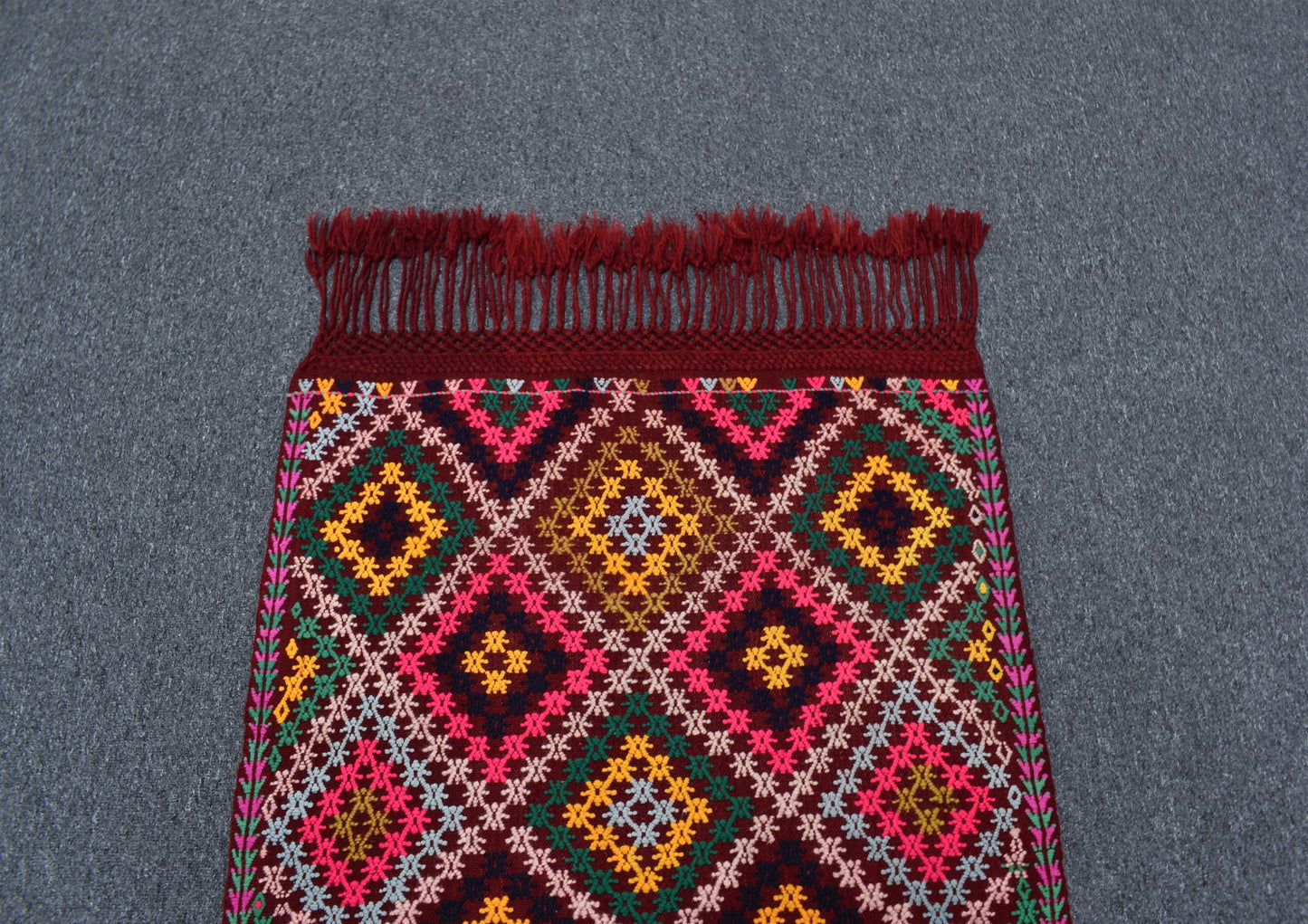 El Dokuma Nadide Renkli Çumra Yörük Yün Bukleli Kilim 6303