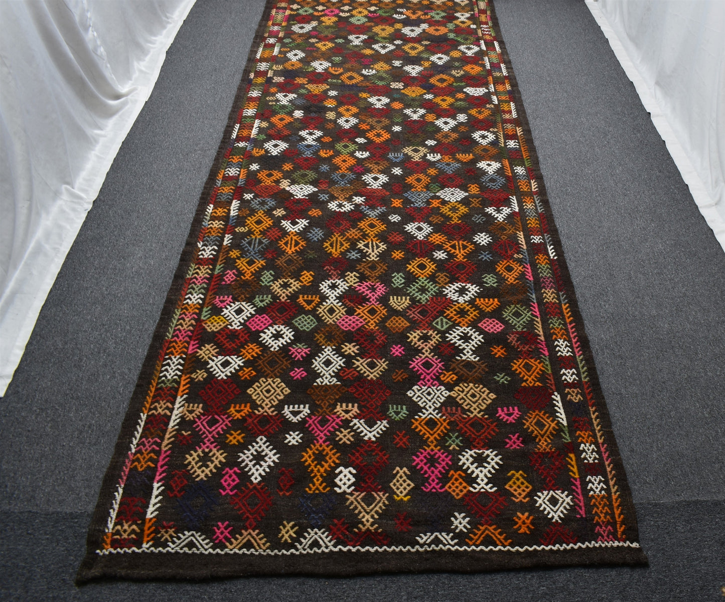 El Dokuma Otantik Yekpare Dikişsiz Battal Boy Yolluk Yün Kilim 6335