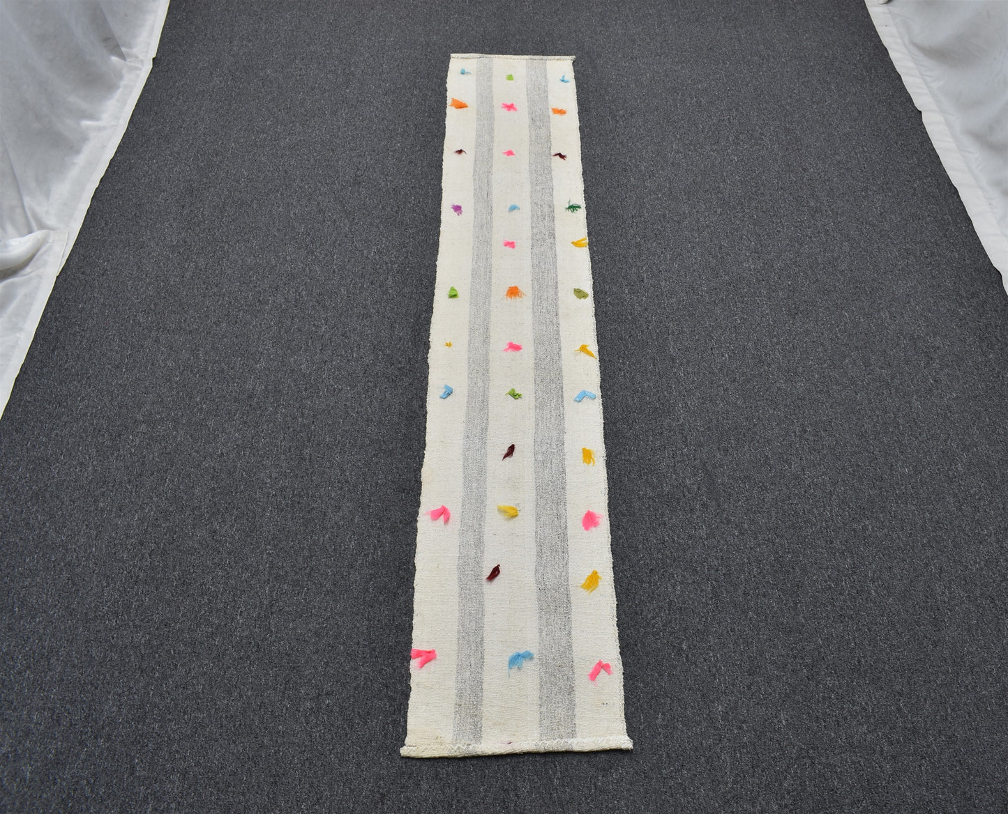 El Dokuma Nadir Naif Ak Pamuklu Mini Yolluk Kilim 6340