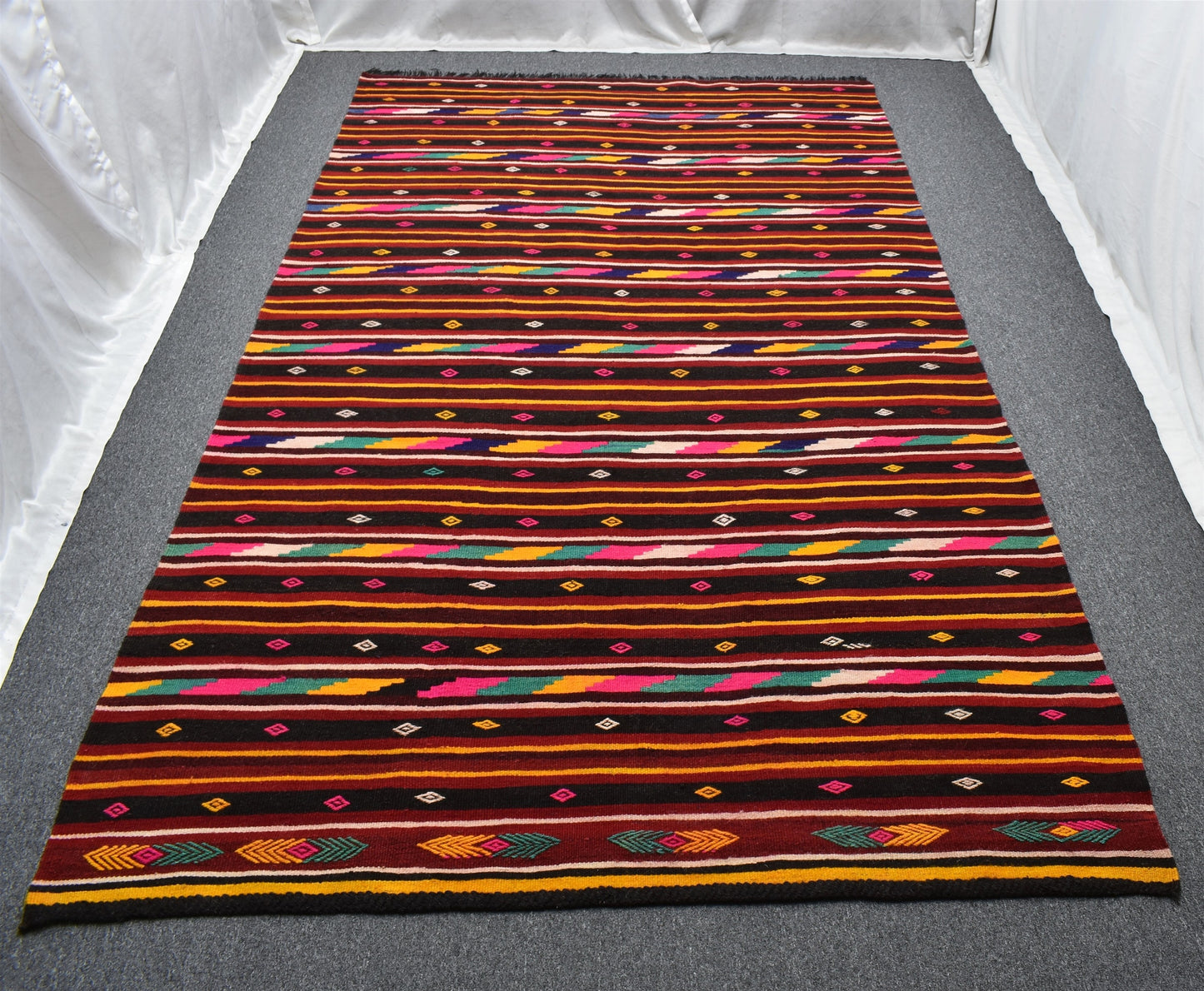 El Dokuması Yekpare Renkli Antalya Yörük Yün Kilim 6342