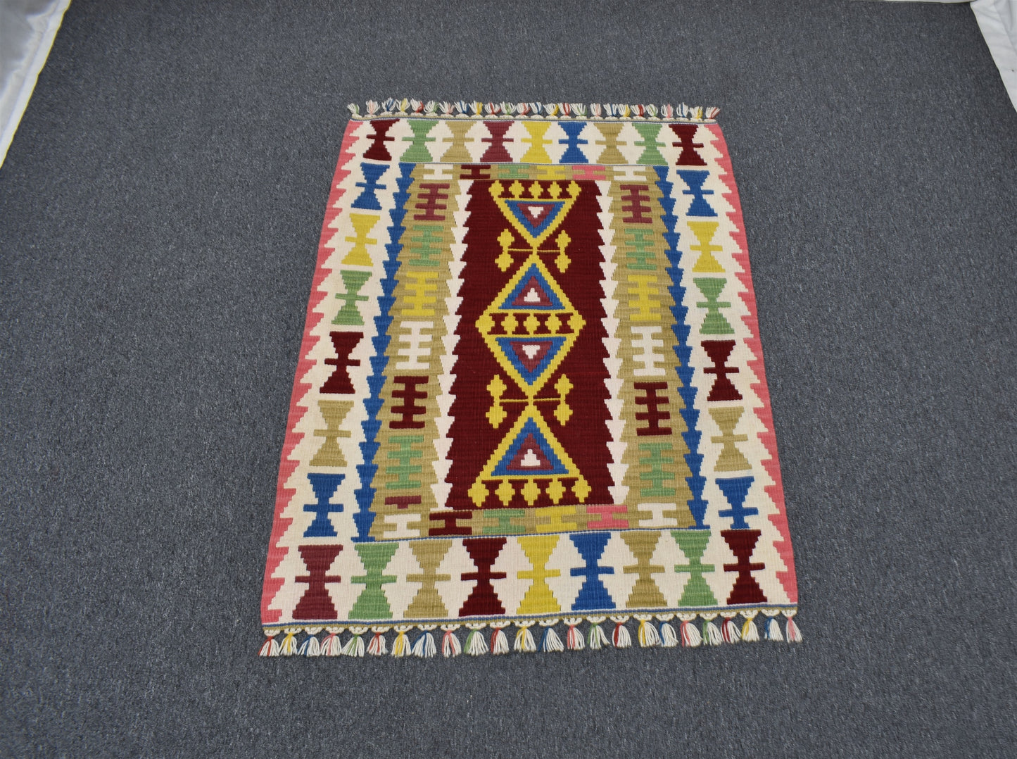 Yeni El Dokuma Geometrik Desenli Pınarbaşı Kayseri Yün Kilim 6350