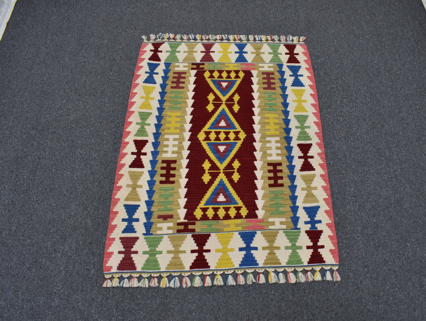 Yeni El Dokuma Geometrik Desenli Pınarbaşı Kayseri Yün Kilim 6350