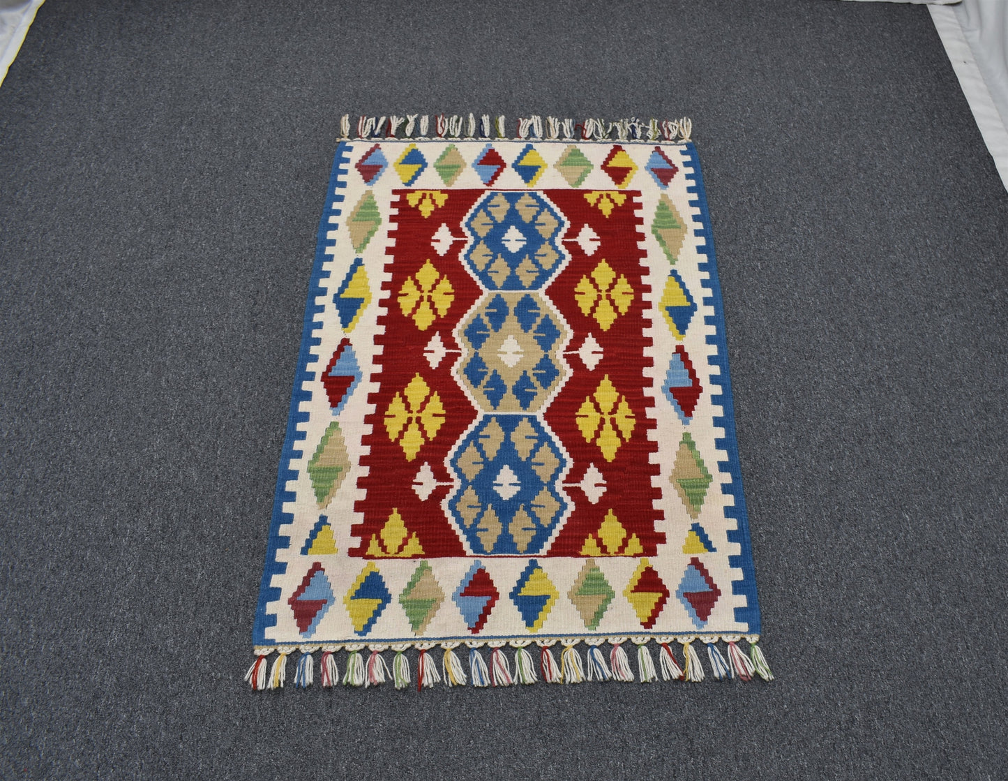 Yeni El Dokuma Göbekli Kırmızı Pınarbaşı Kayseri Yün Kilim 6351