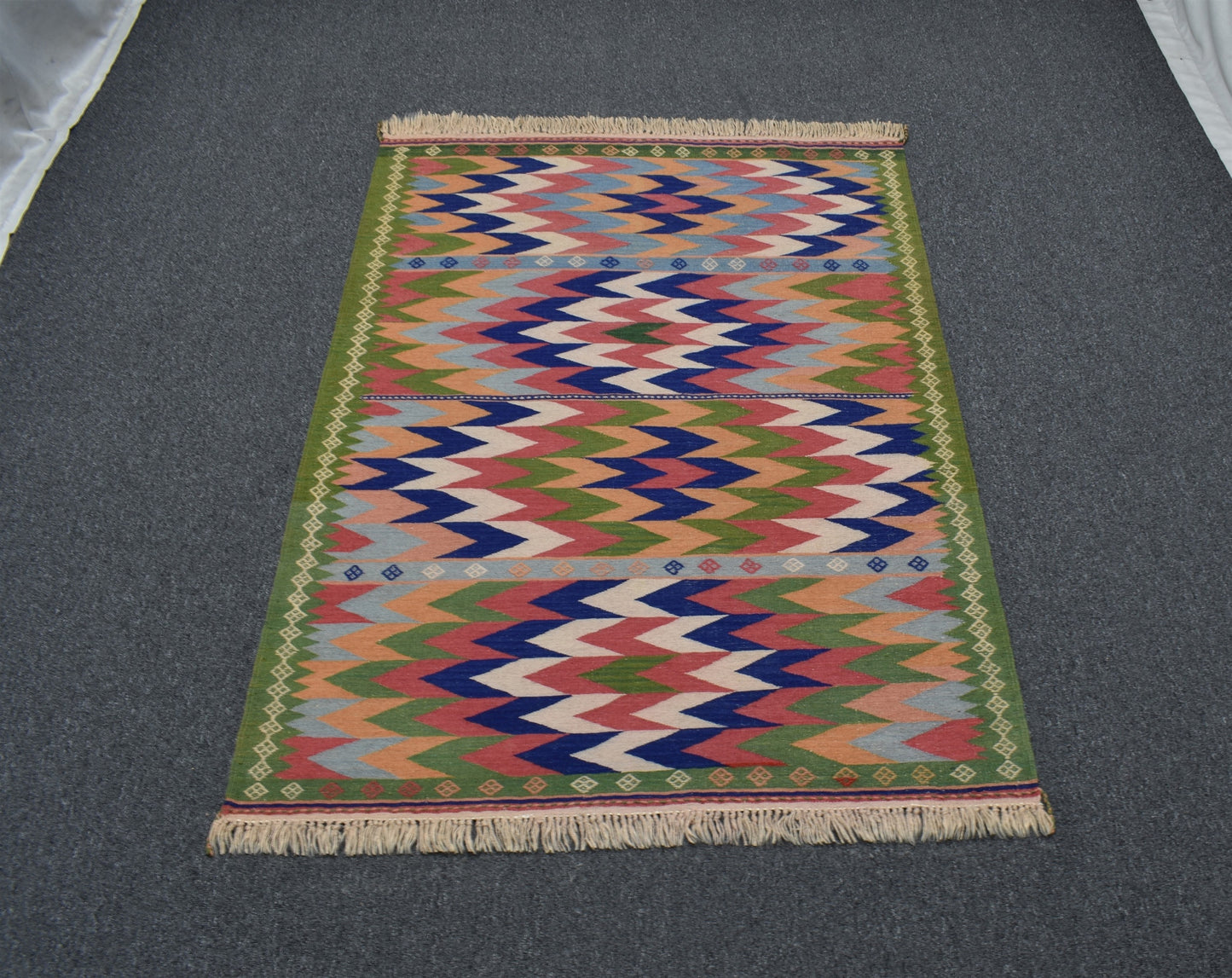 El Dokuma Benzersiz Yüncü Yörük Yün Kilim 6361