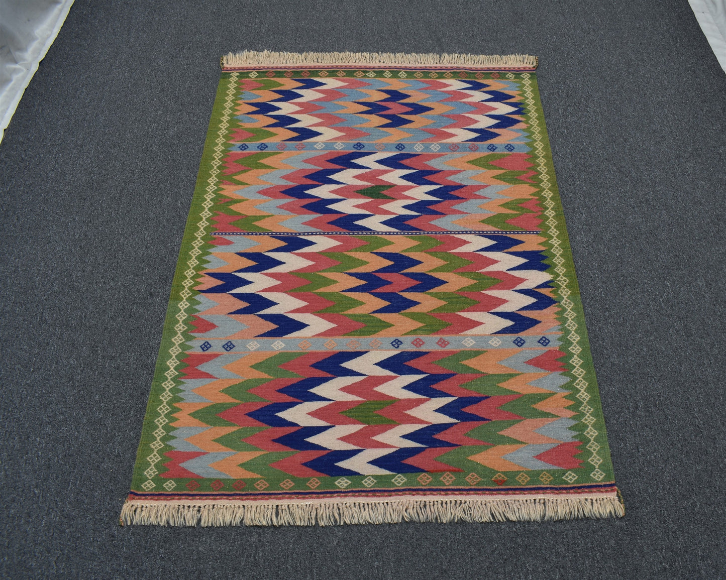 El Dokuma Benzersiz Yüncü Yörük Yün Kilim 6361