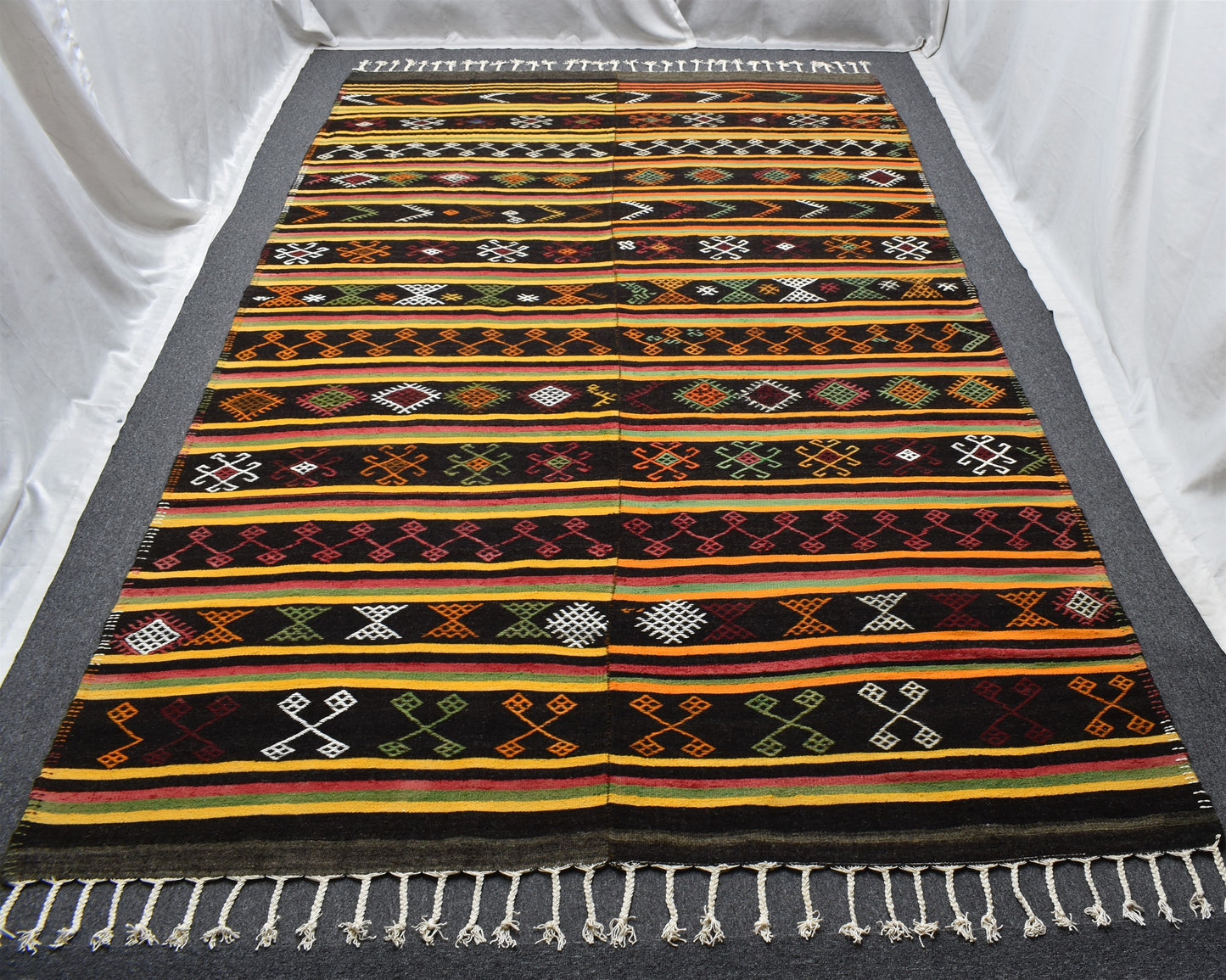 El Dokuması Doğal Devasa Karapınar Yörük Yün Kilim 6366