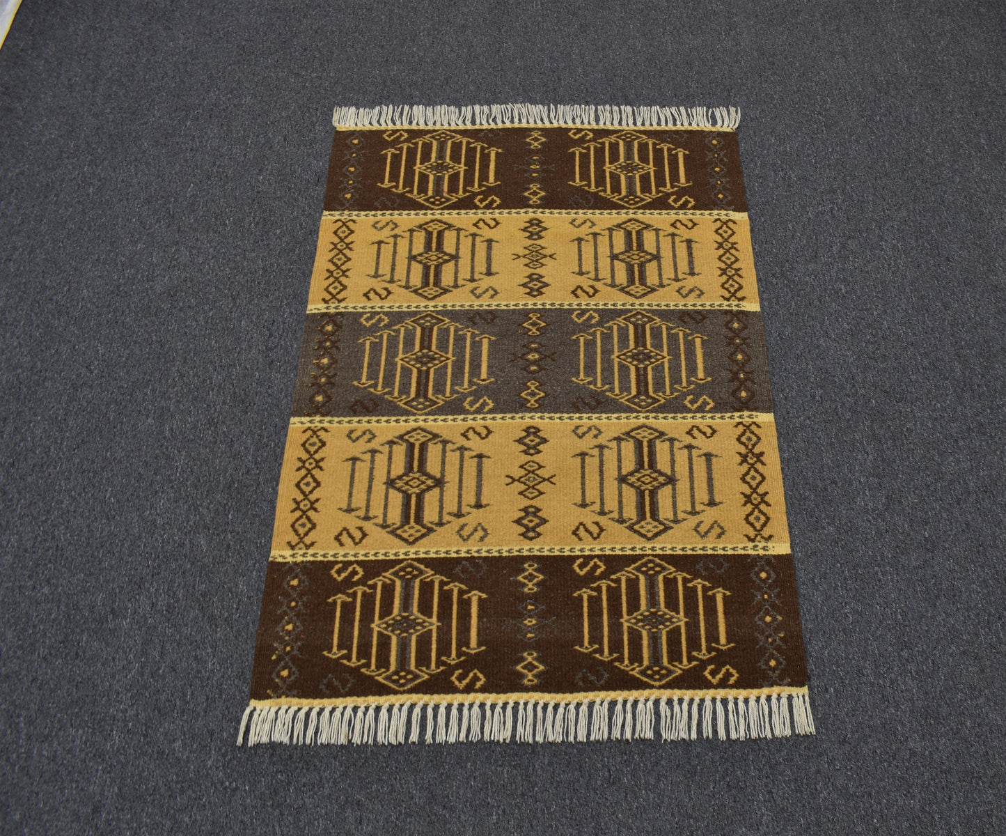 Yeni El Dokuma Modern Özel Tasarım Yün Kilim 6380